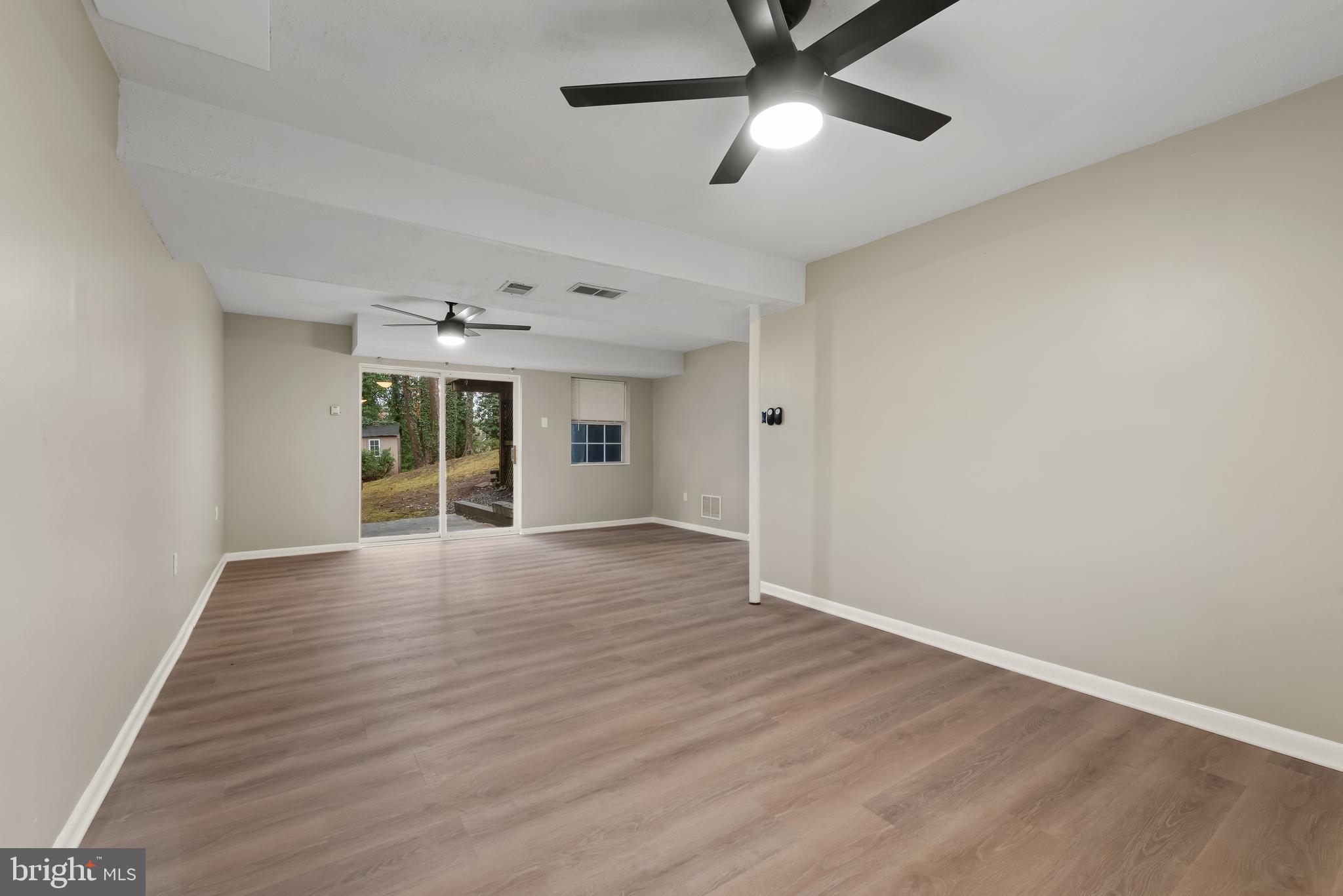 OLD COUNTY ESTATES - Residential