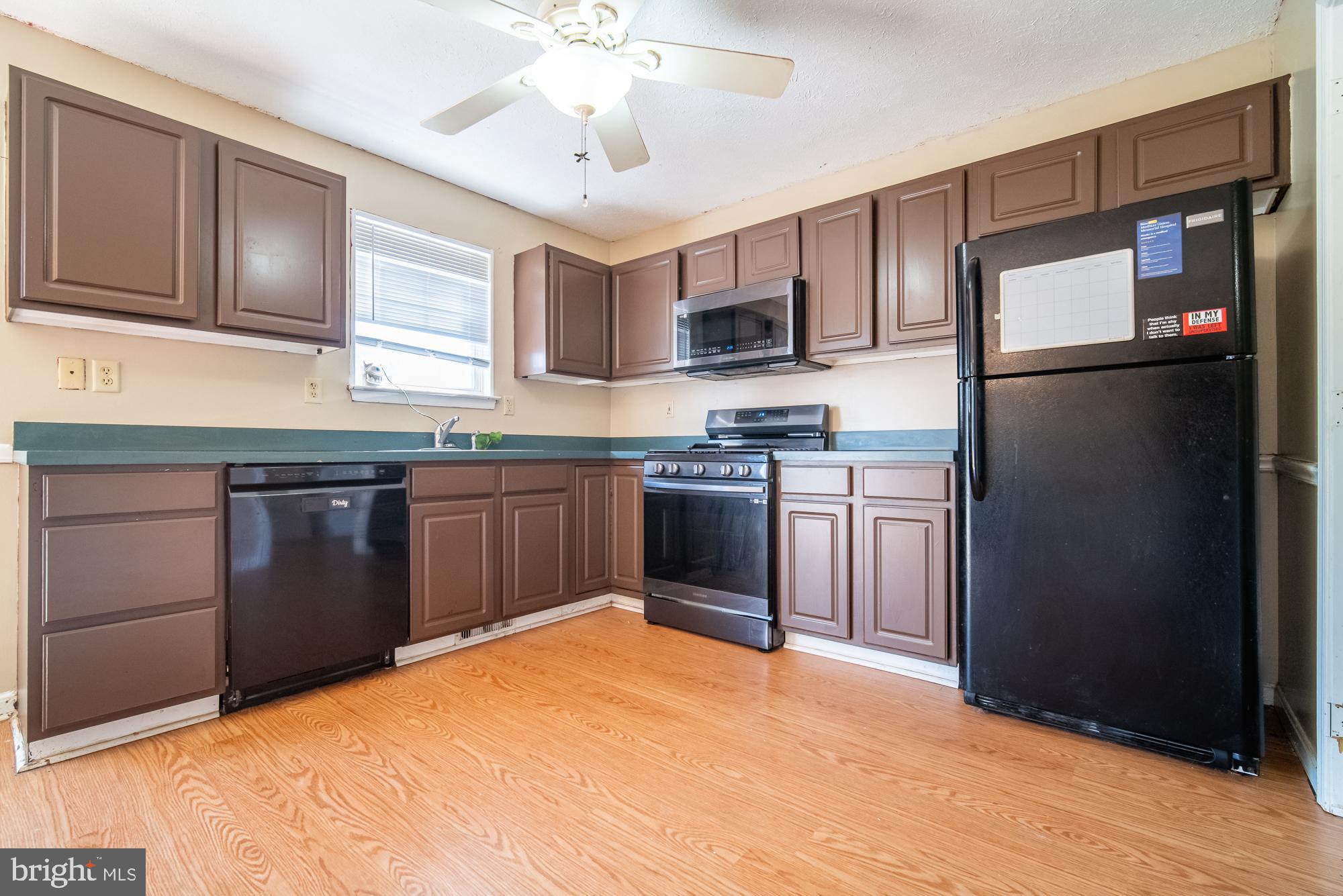 BUTTONWOOD CROSSING - Residential