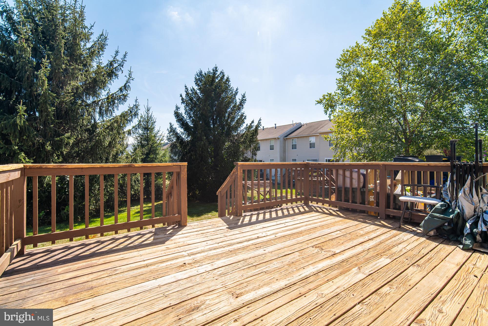 BUTTONWOOD CROSSING - Residential