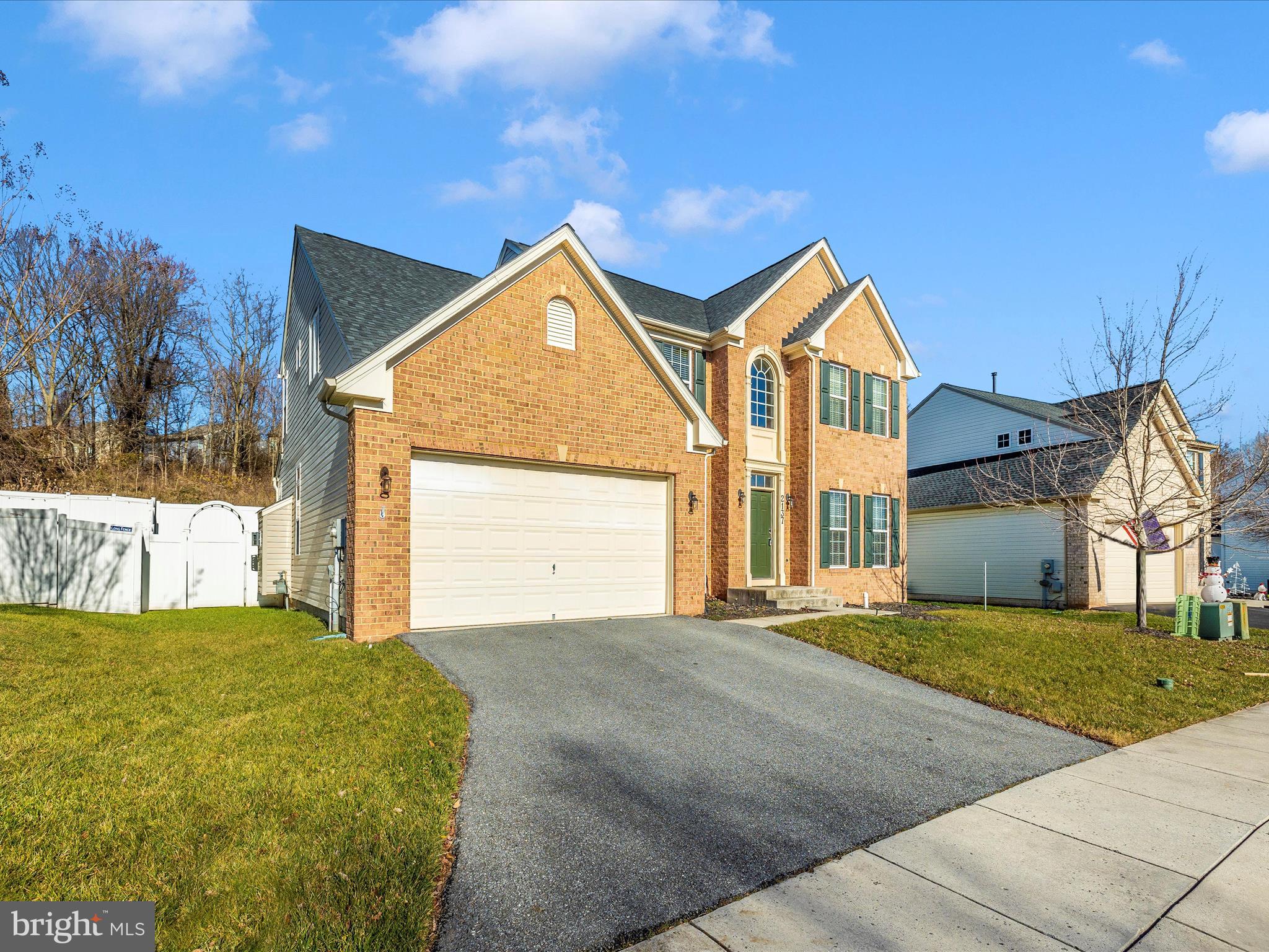 CANNON BLUFF - Residential Lease