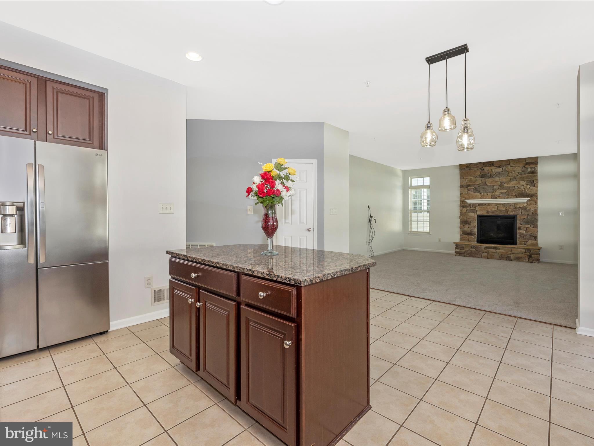 CANNON BLUFF - Residential Lease