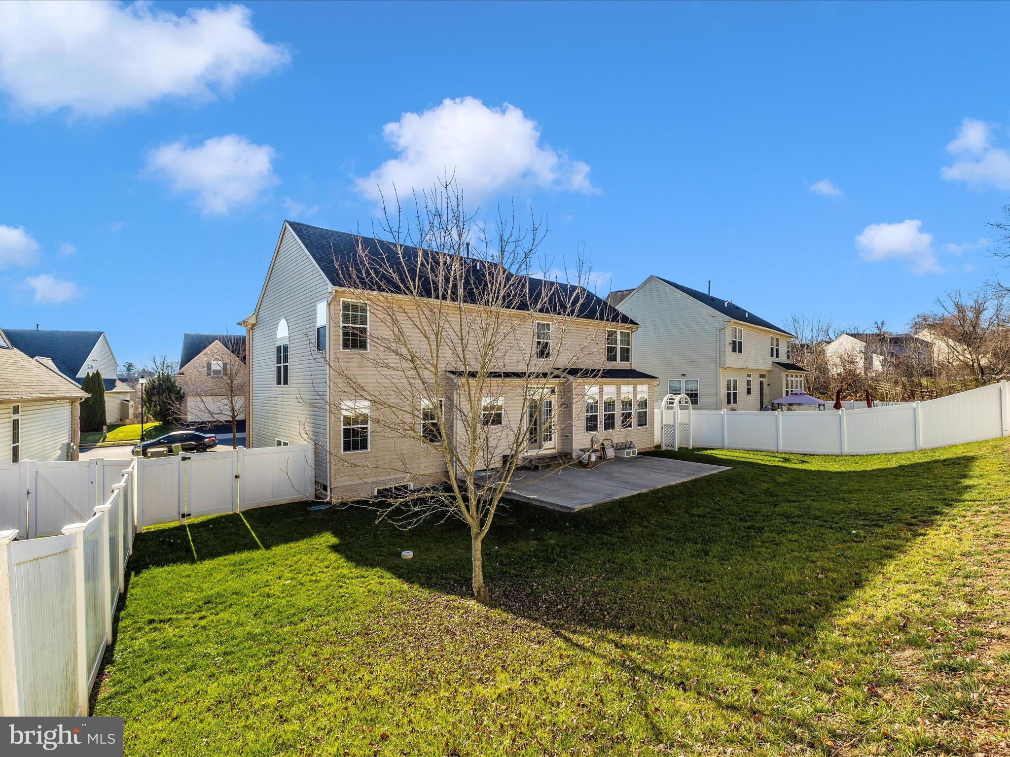 CANNON BLUFF - Residential Lease