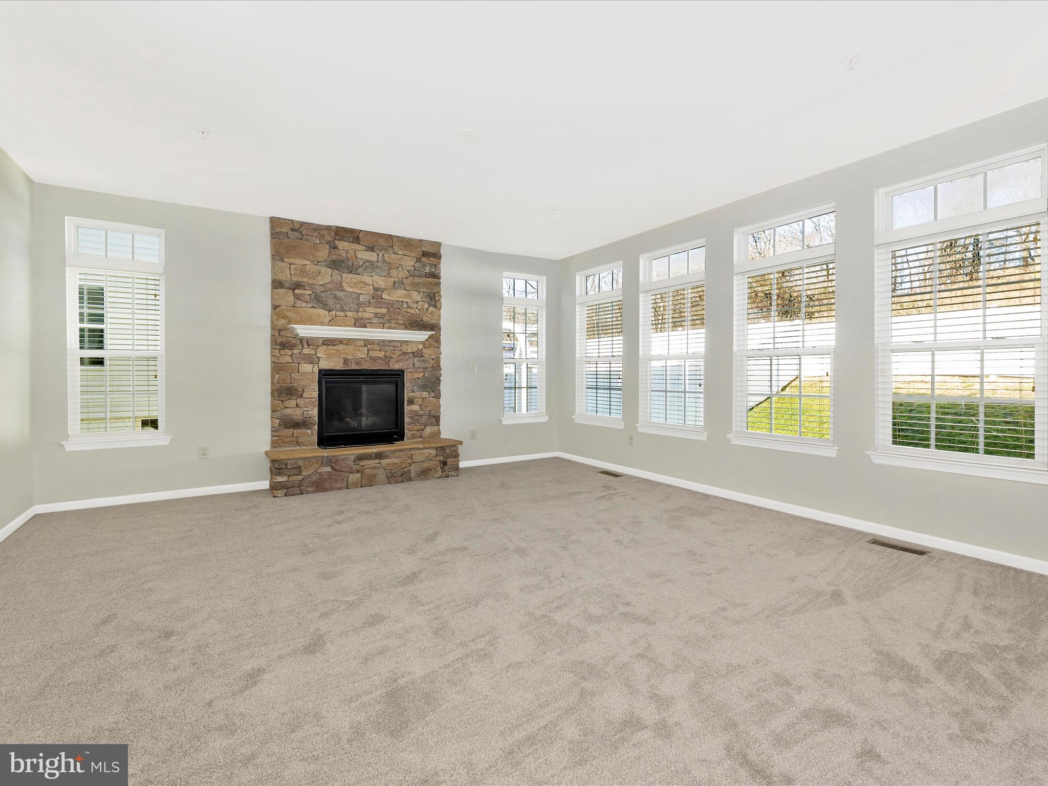 CANNON BLUFF - Residential Lease