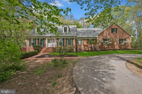 4811 Olney Laytonsville Road, Olney, MD MLS: MDMC2177412