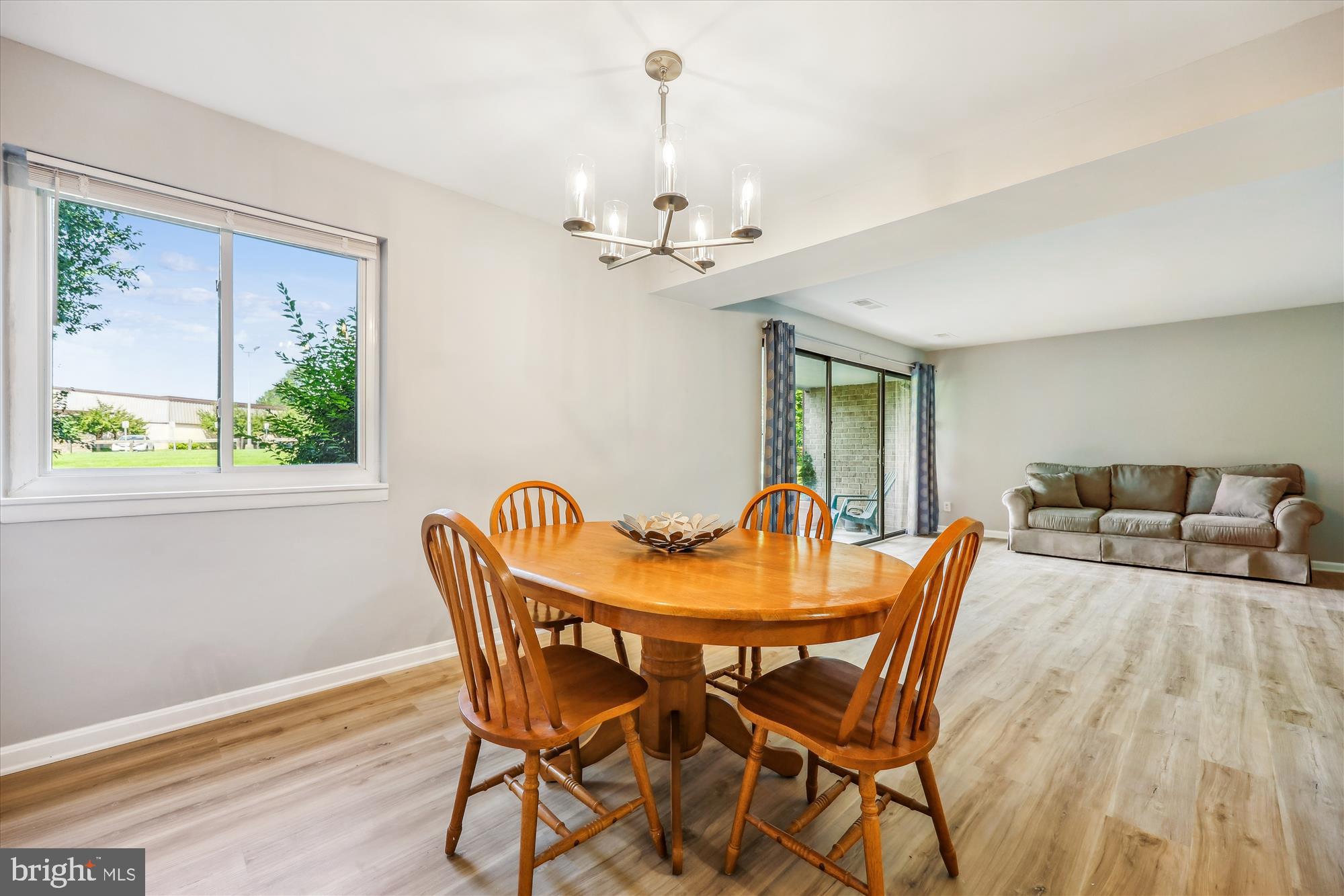 18910 SMOOTHSTONE WAY 1