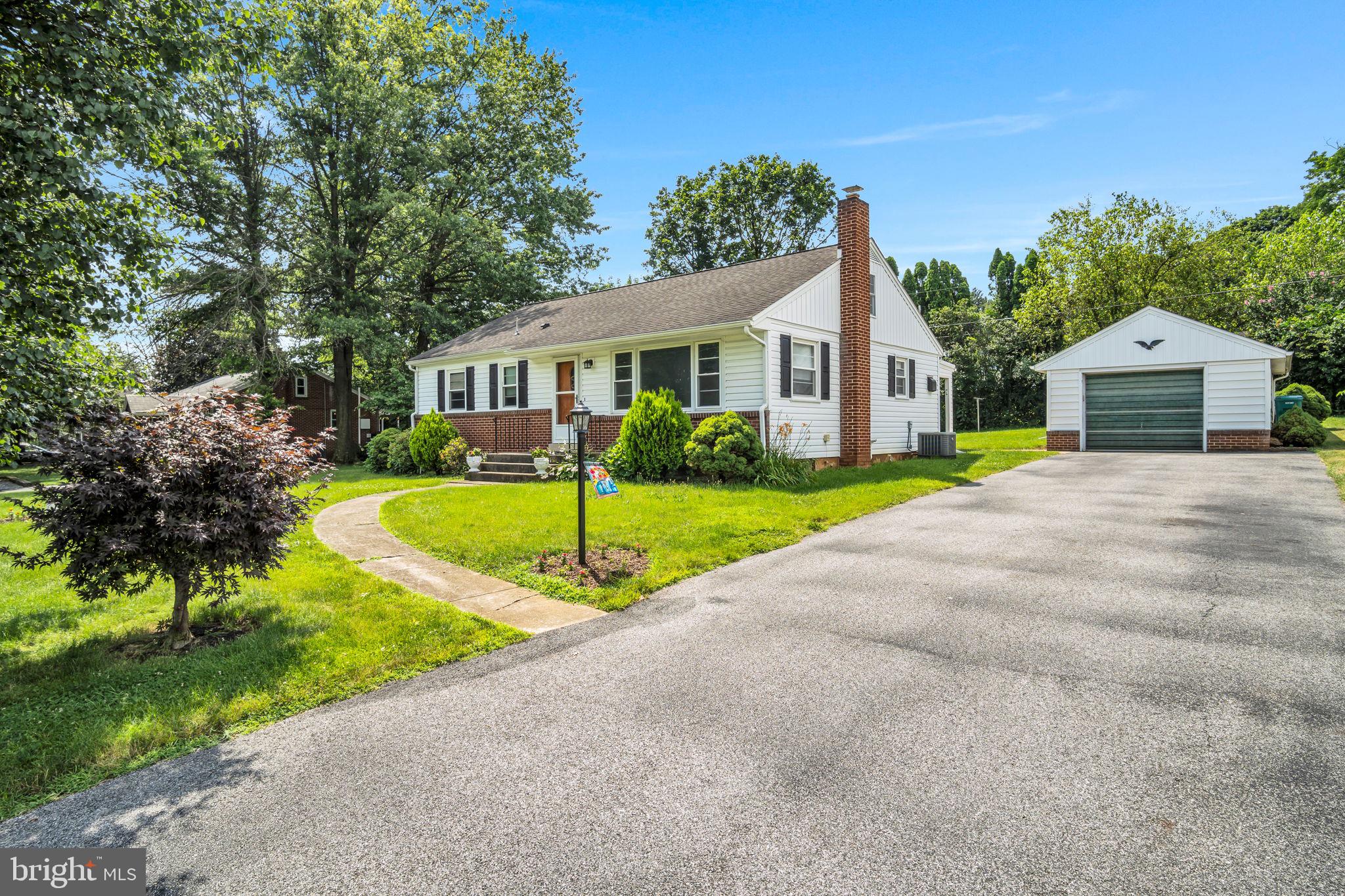2029 W TRINDLE ROAD