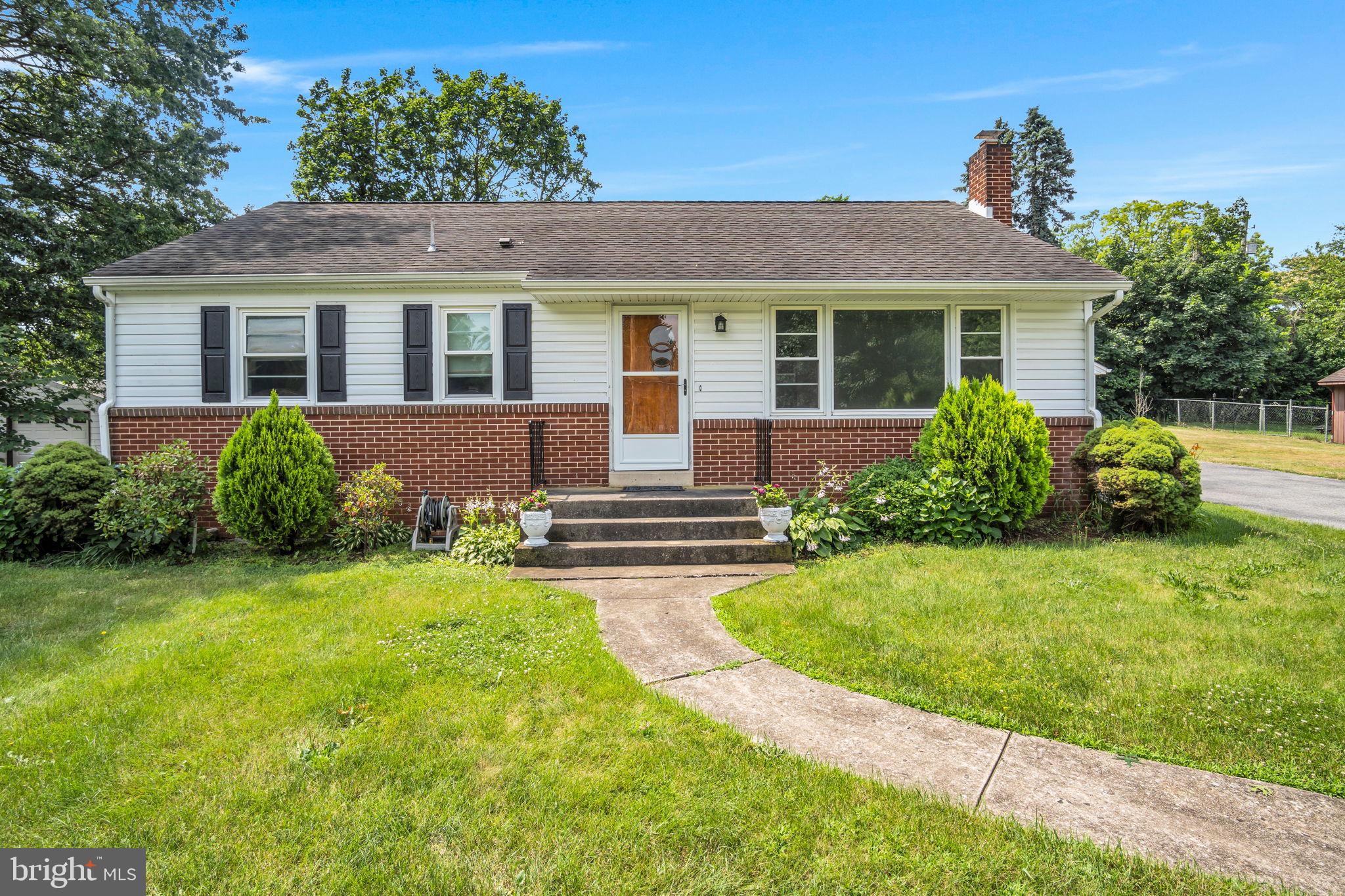 2029 W TRINDLE ROAD