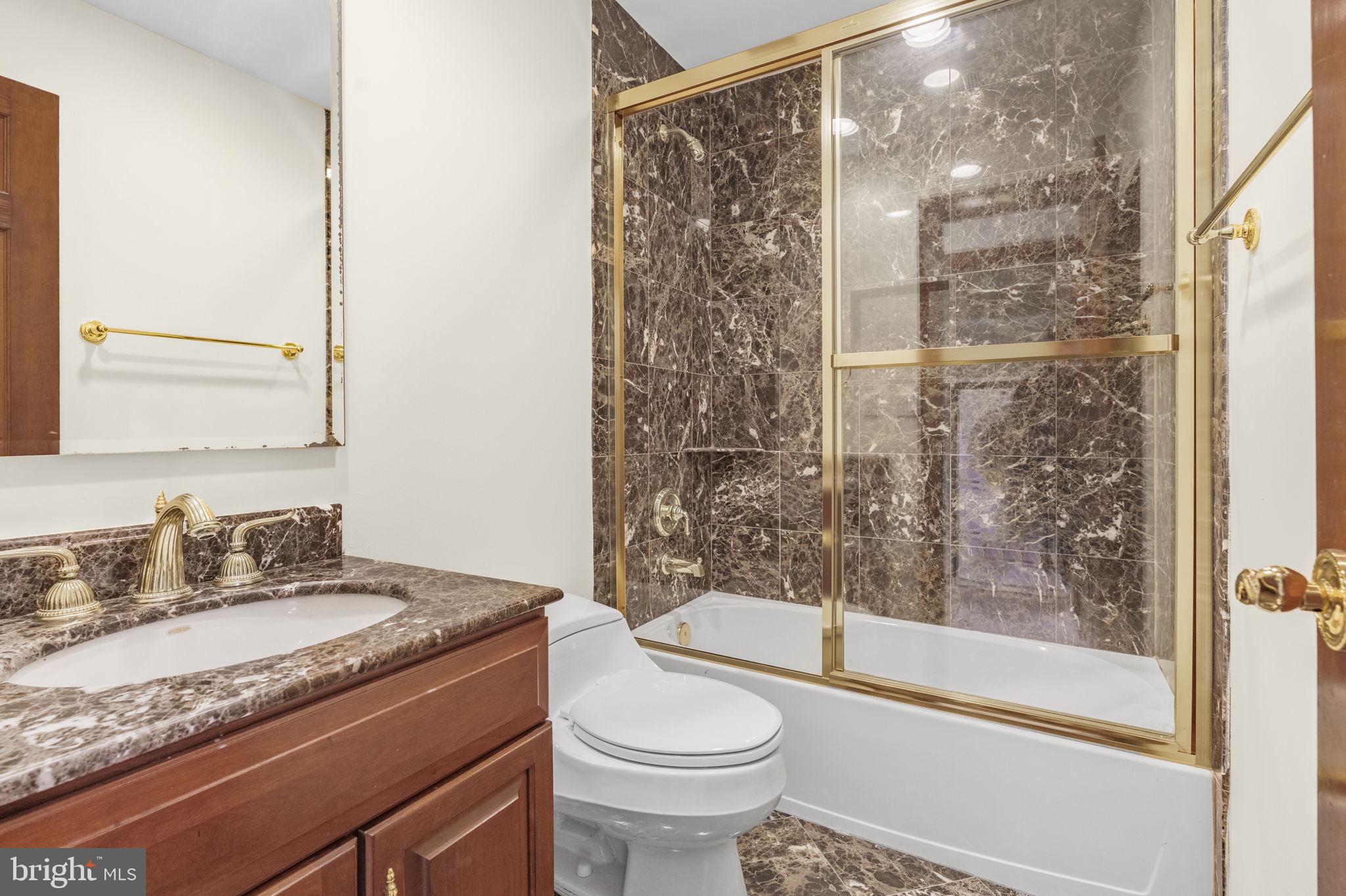 PALISADES PARK - Residential