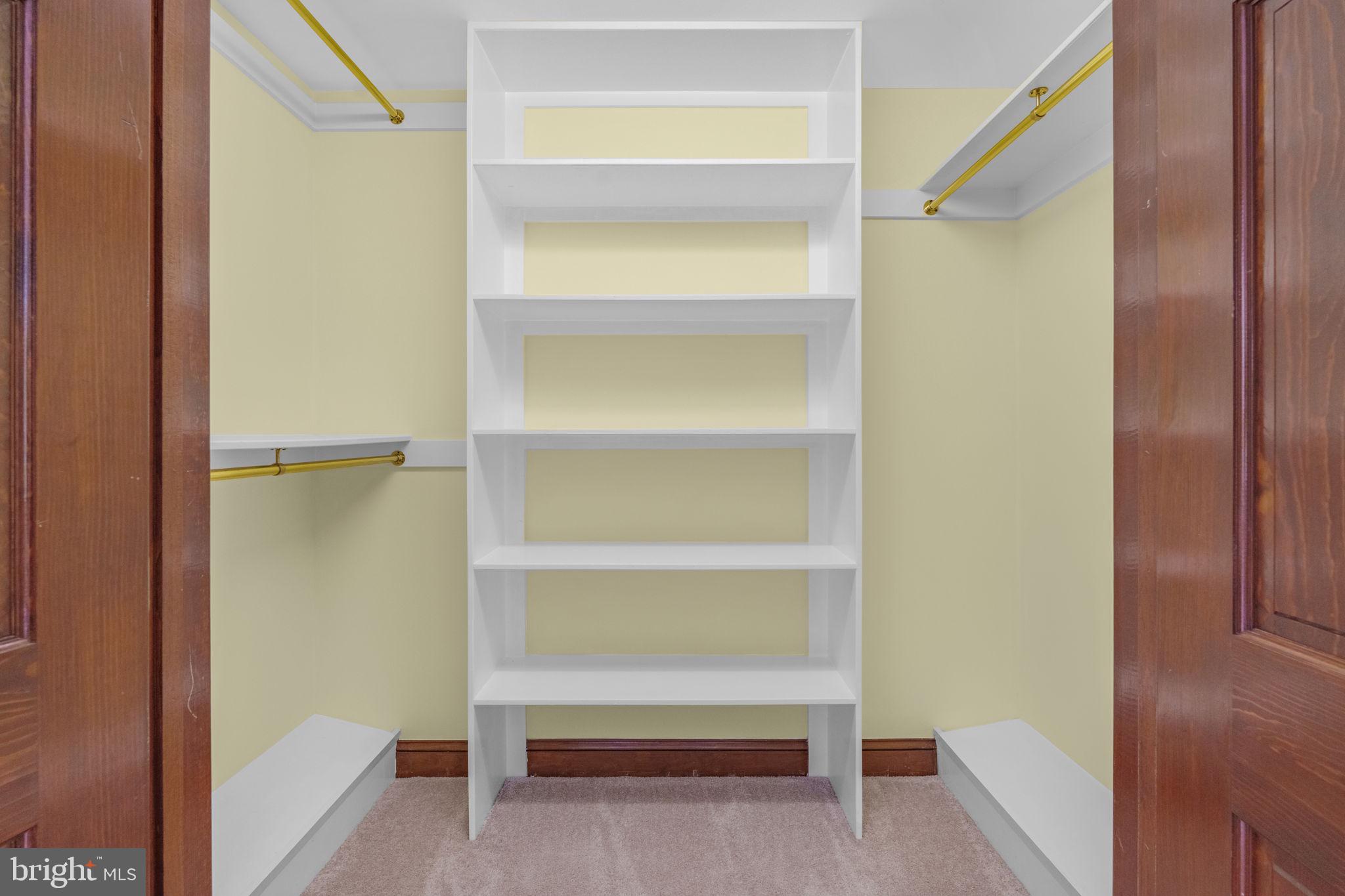 PALISADES PARK - Residential