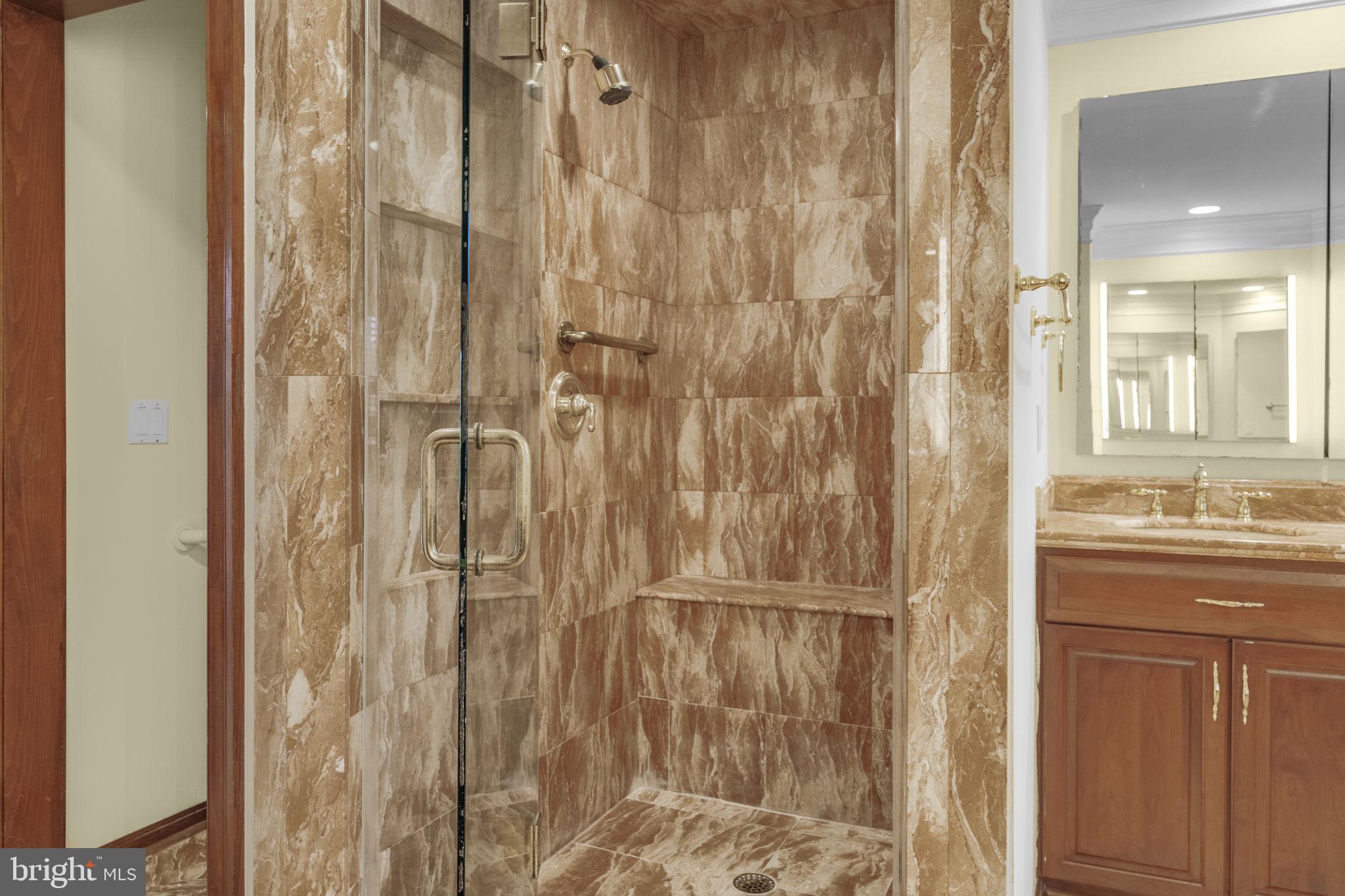 PALISADES PARK - Residential