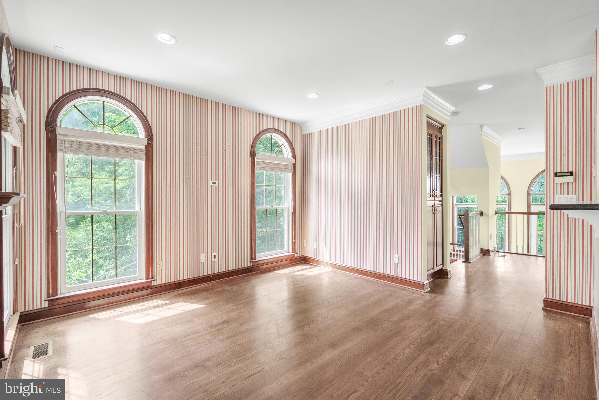 PALISADES PARK - Residential