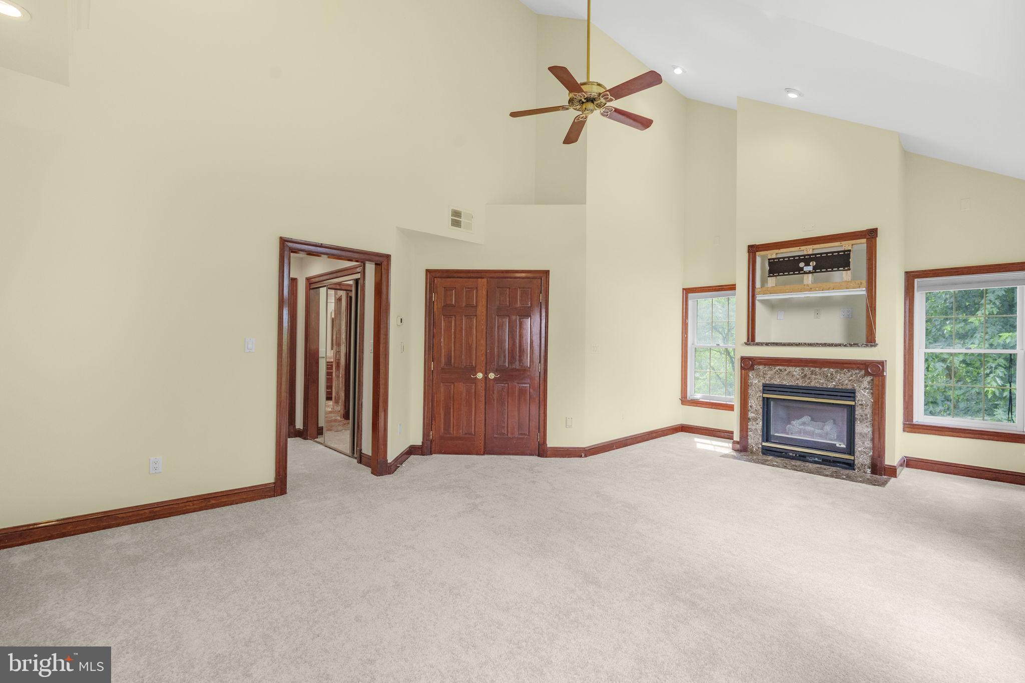 PALISADES PARK - Residential