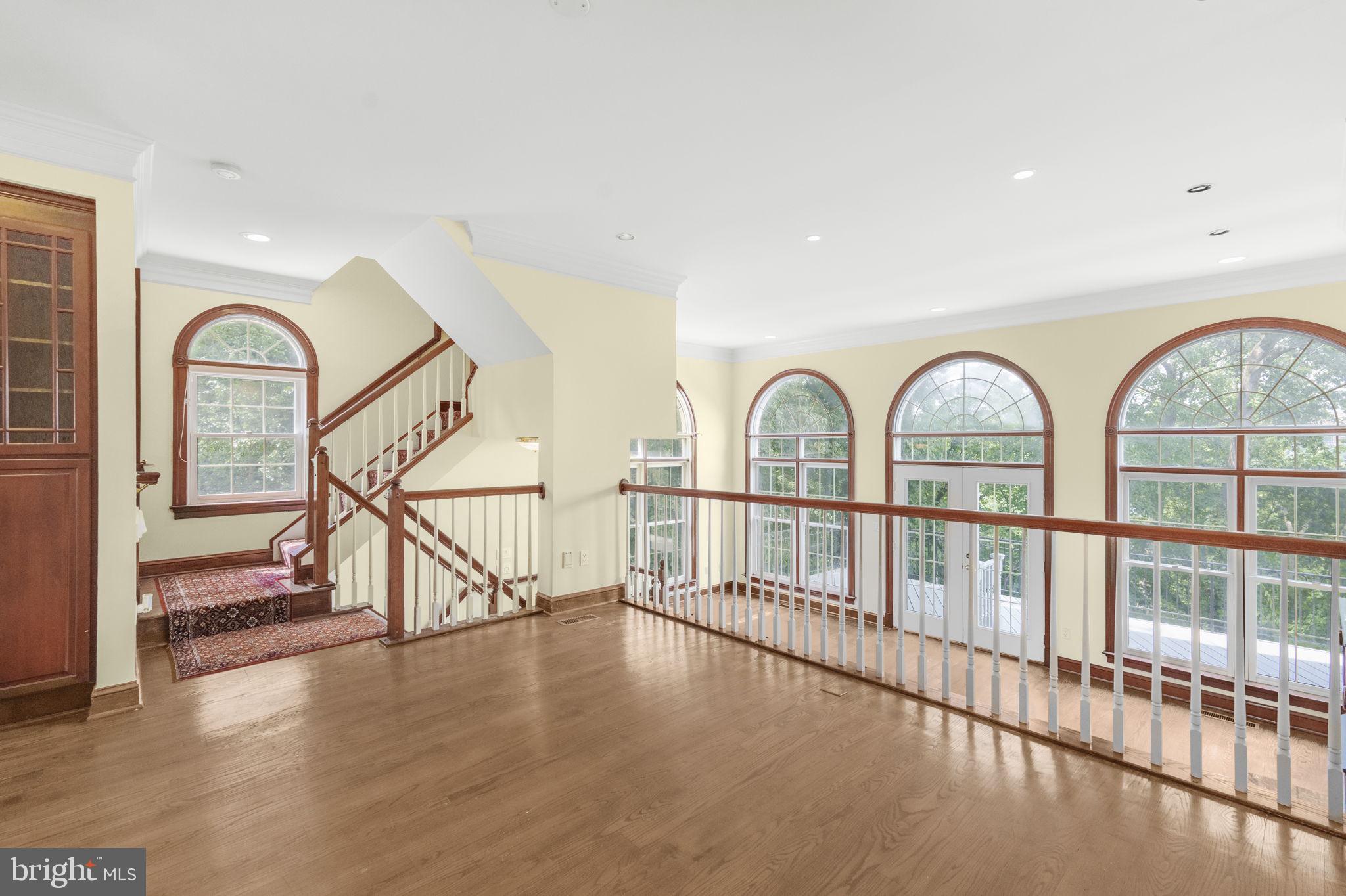 PALISADES PARK - Residential