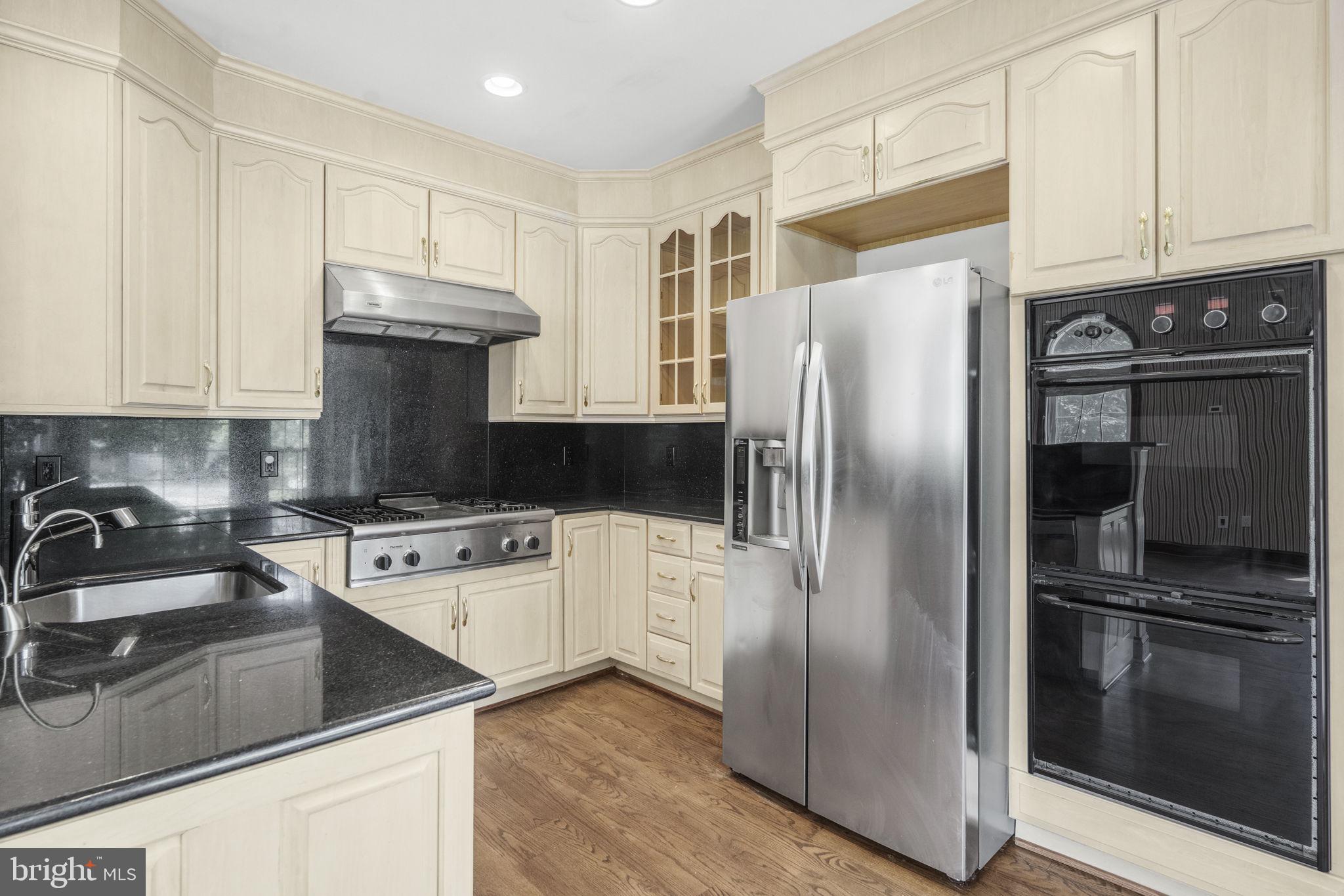 PALISADES PARK - Residential