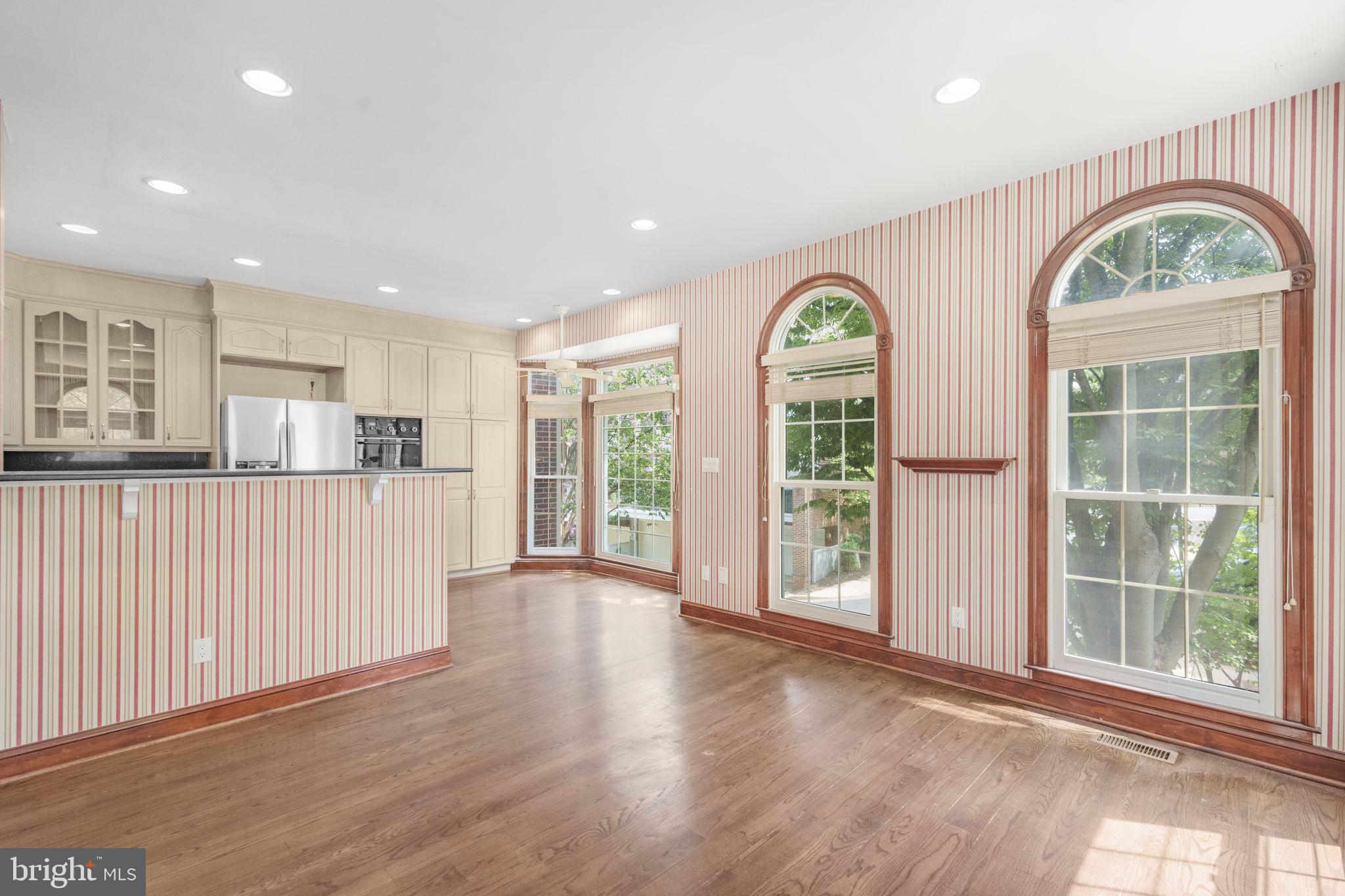 PALISADES PARK - Residential