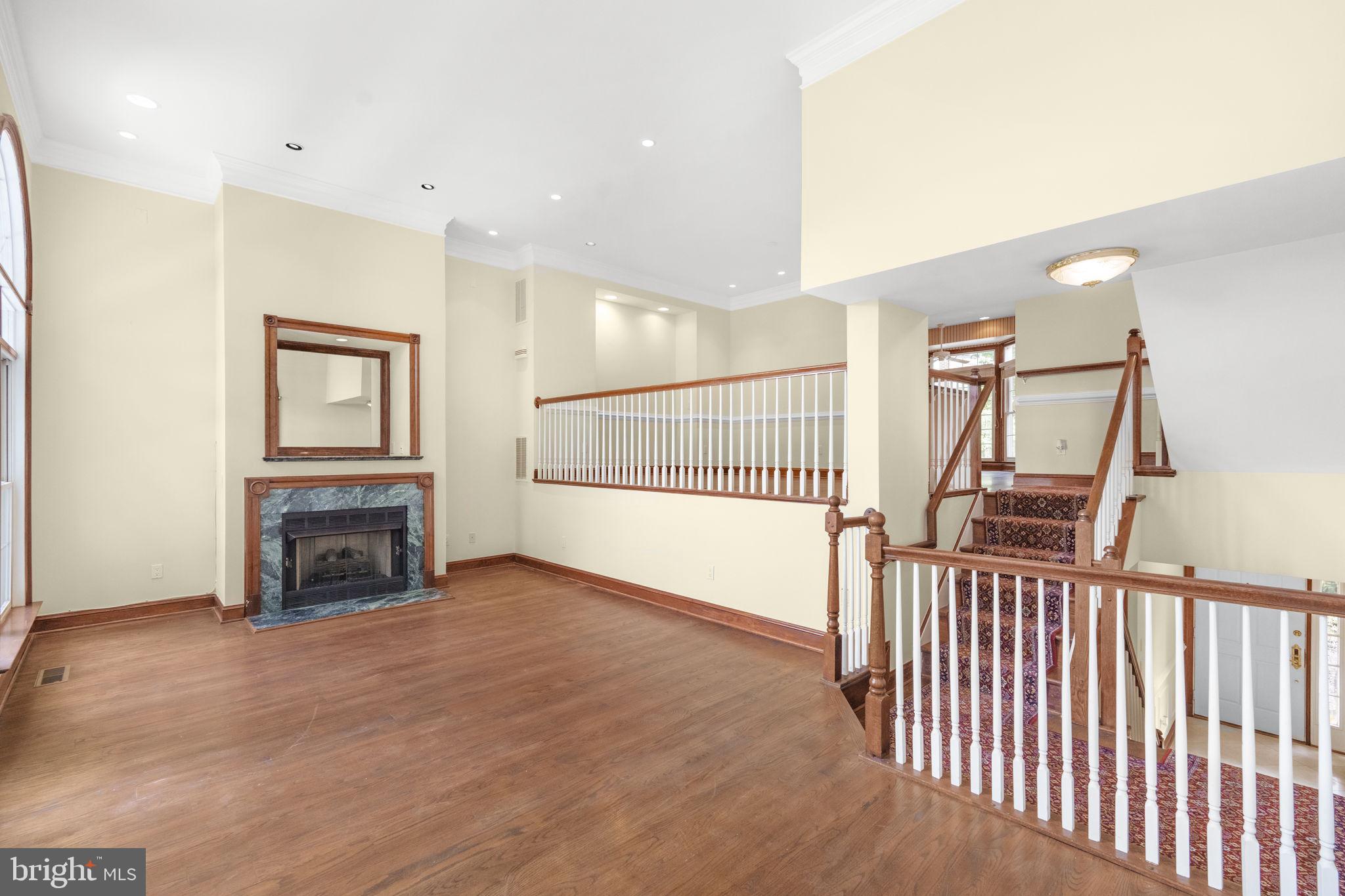 PALISADES PARK - Residential