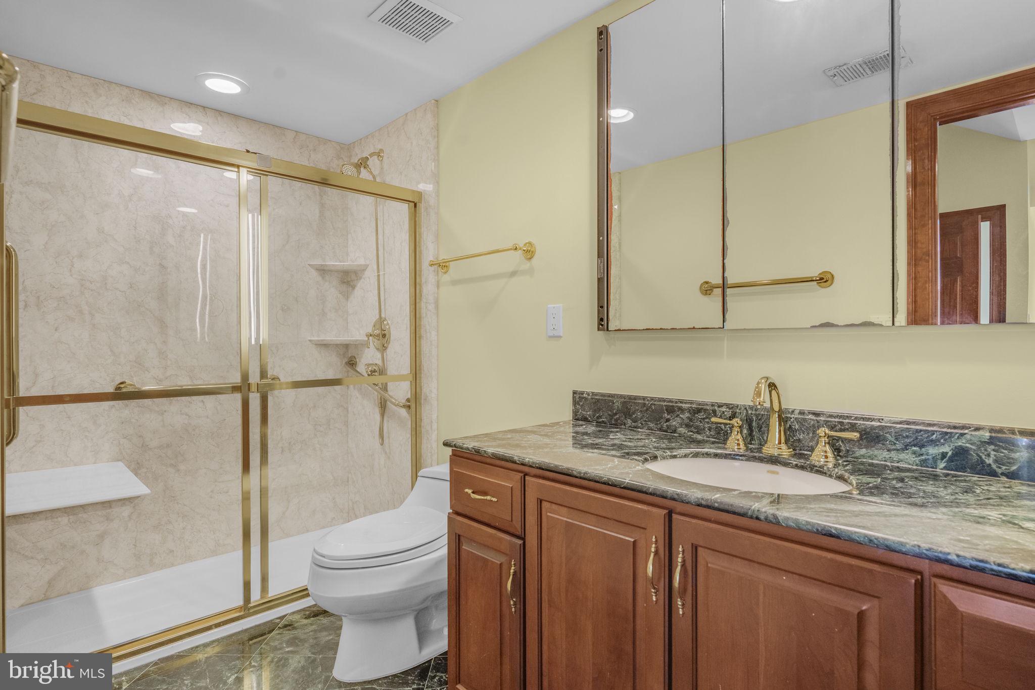 PALISADES PARK - Residential