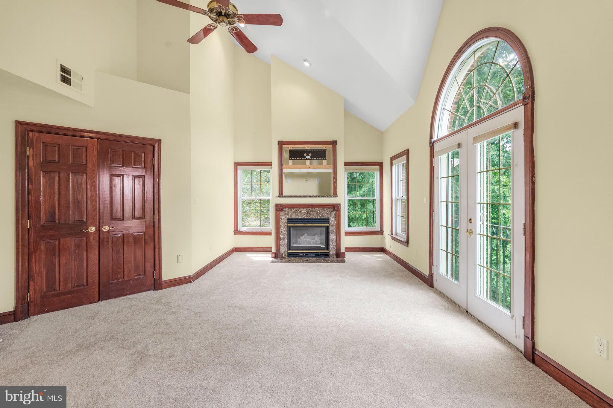 PALISADES PARK - Residential