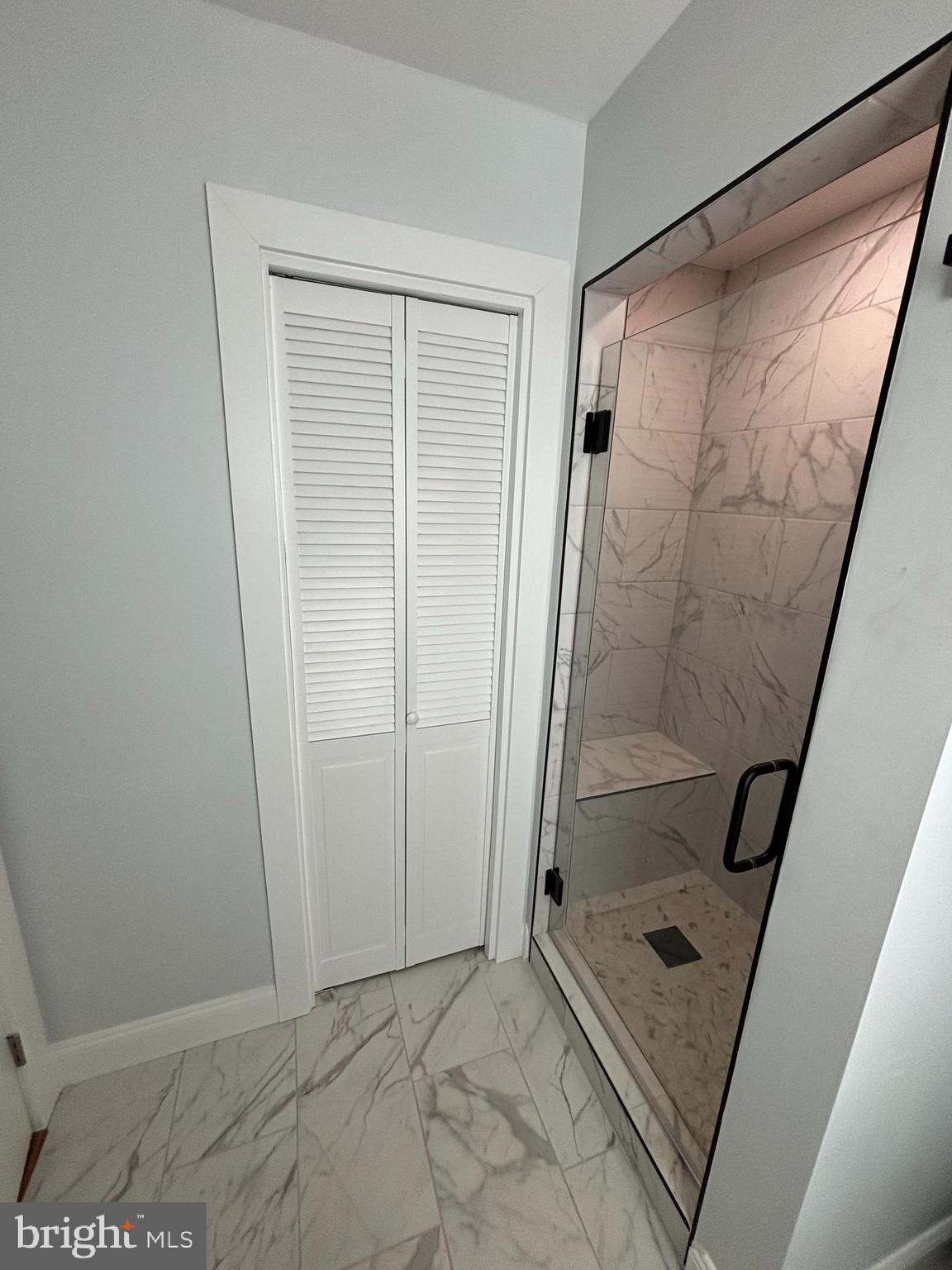 HARRY ROSS PROPERTY - Residential