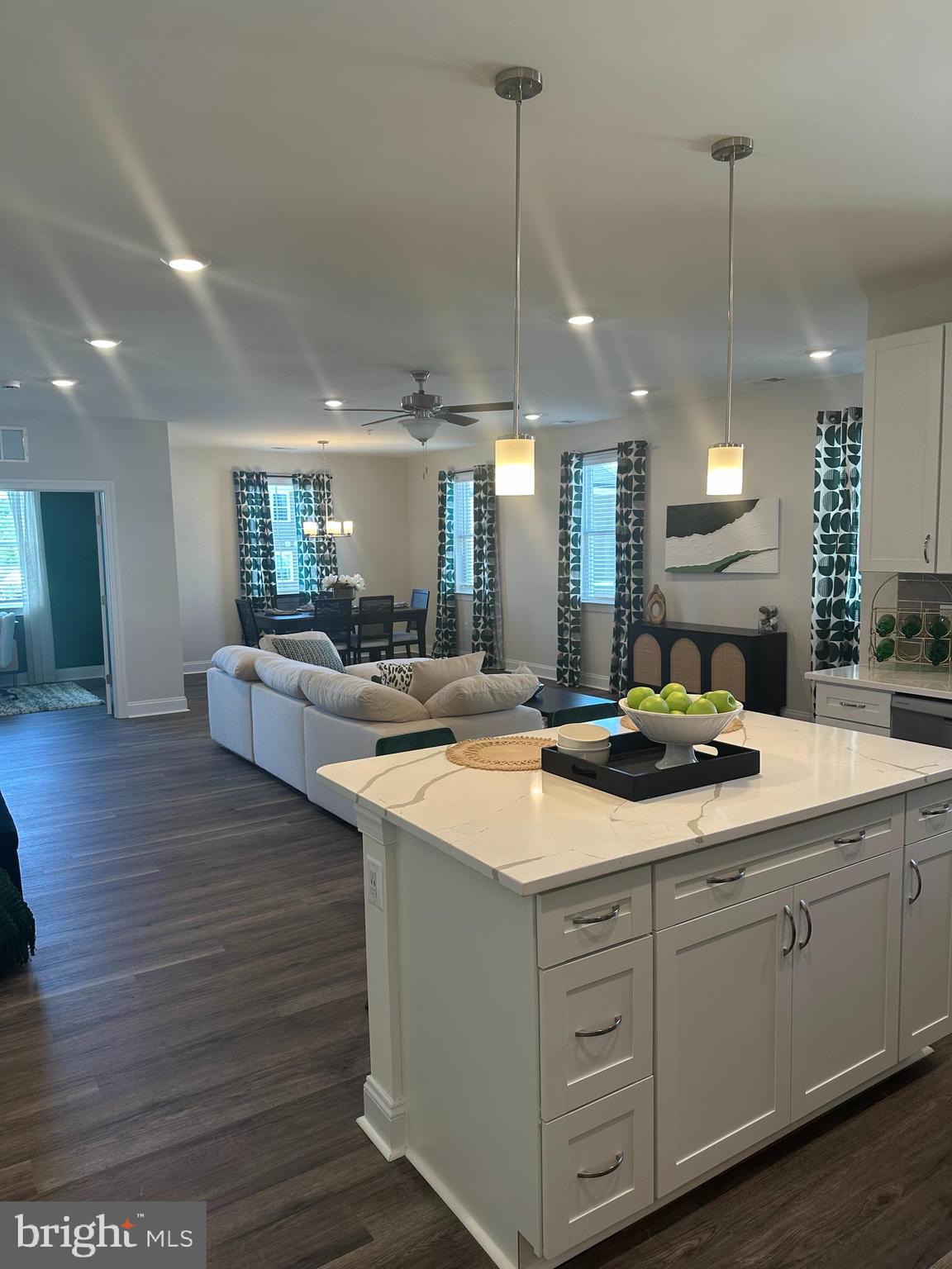 BULLE ROCK - Residential