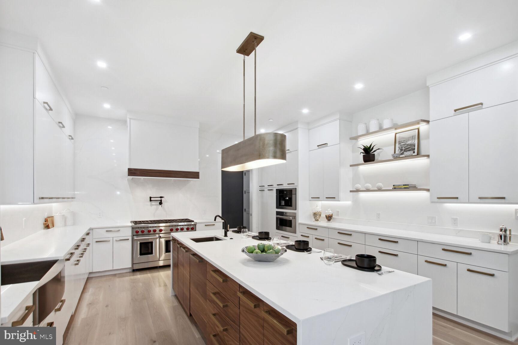 KENWOOD PARK - Residential