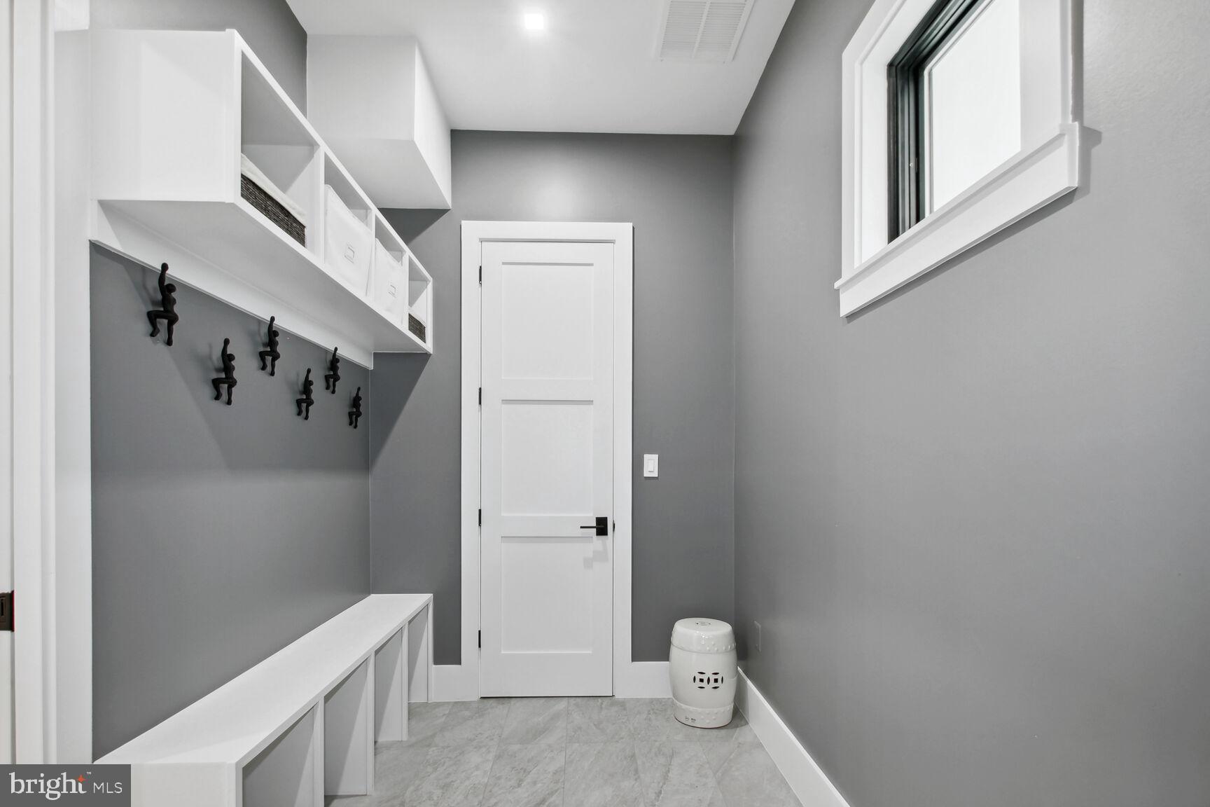 KENWOOD PARK - Residential