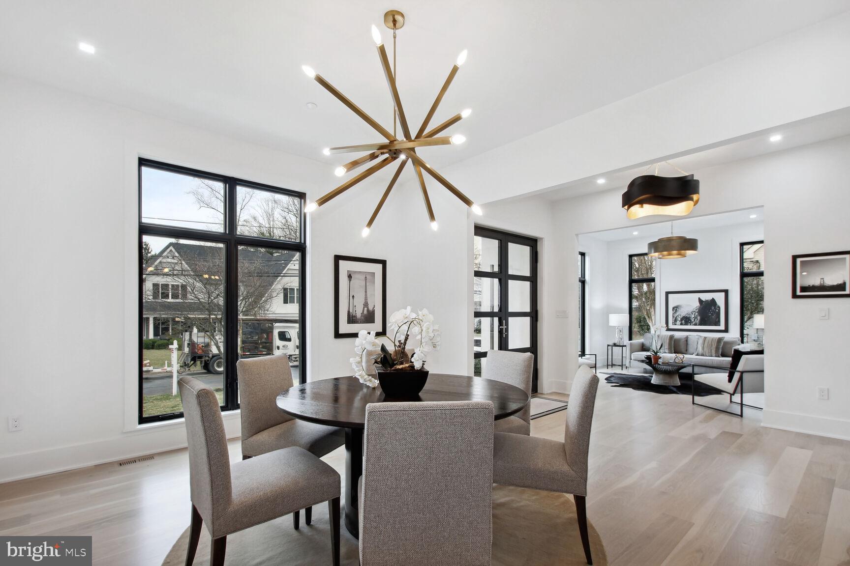 KENWOOD PARK - Residential