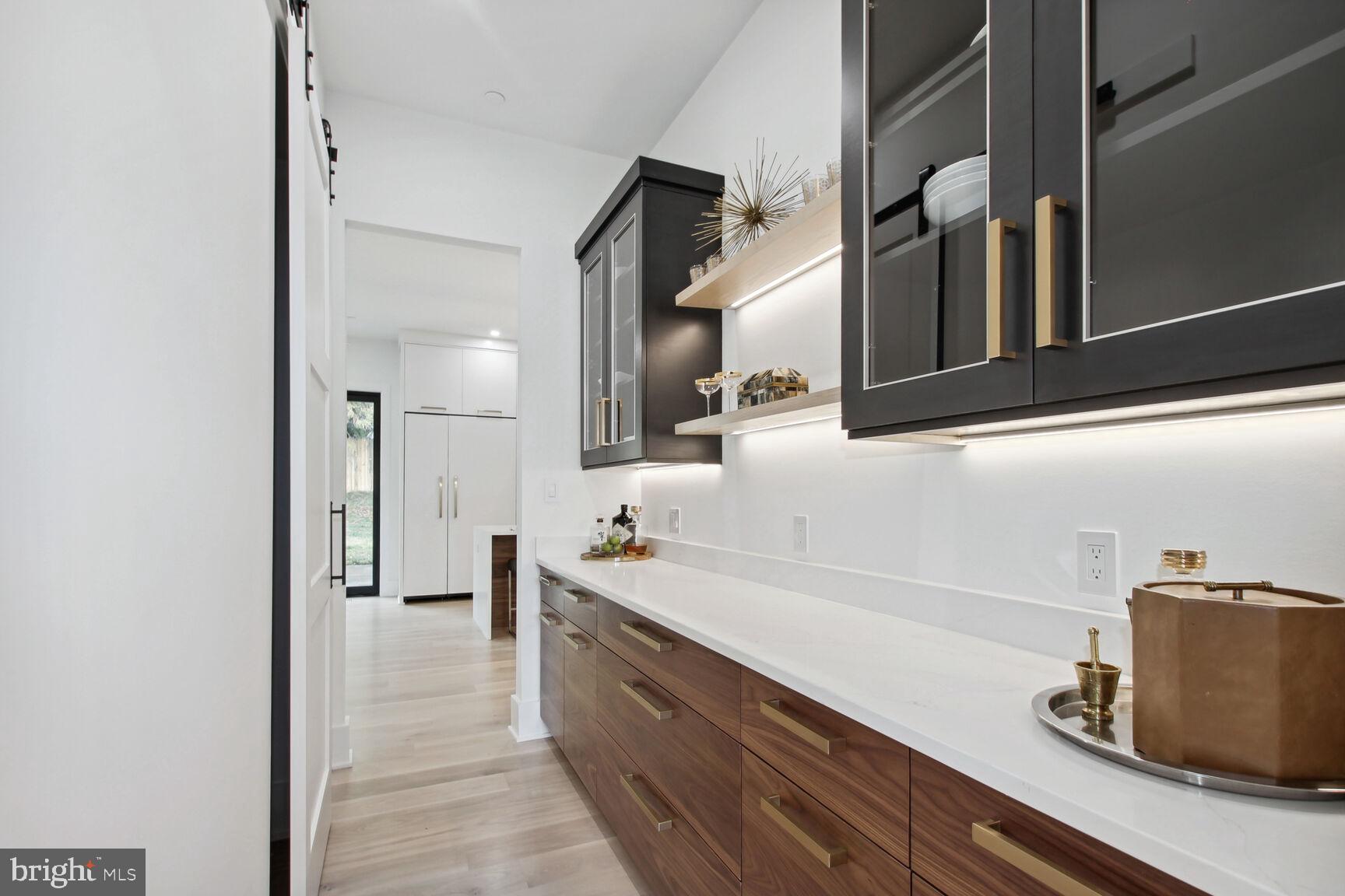 KENWOOD PARK - Residential