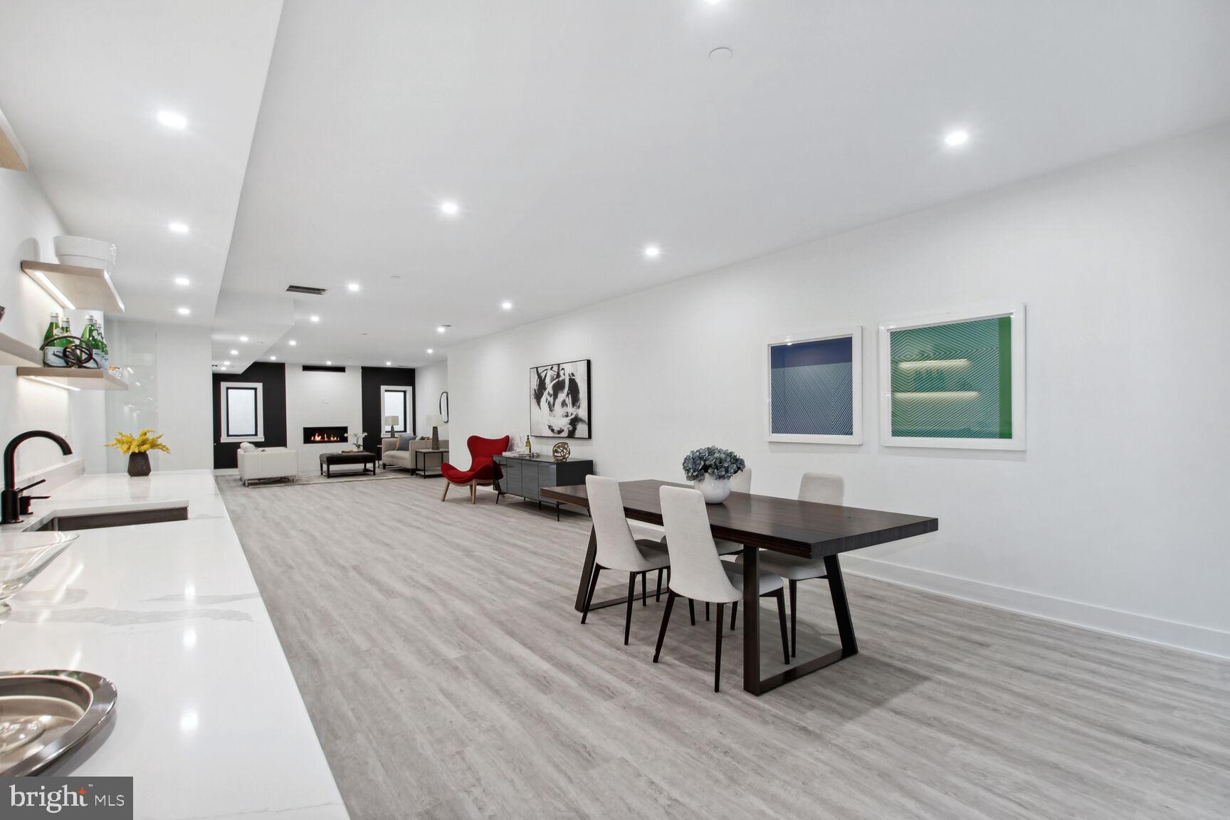 KENWOOD PARK - Residential