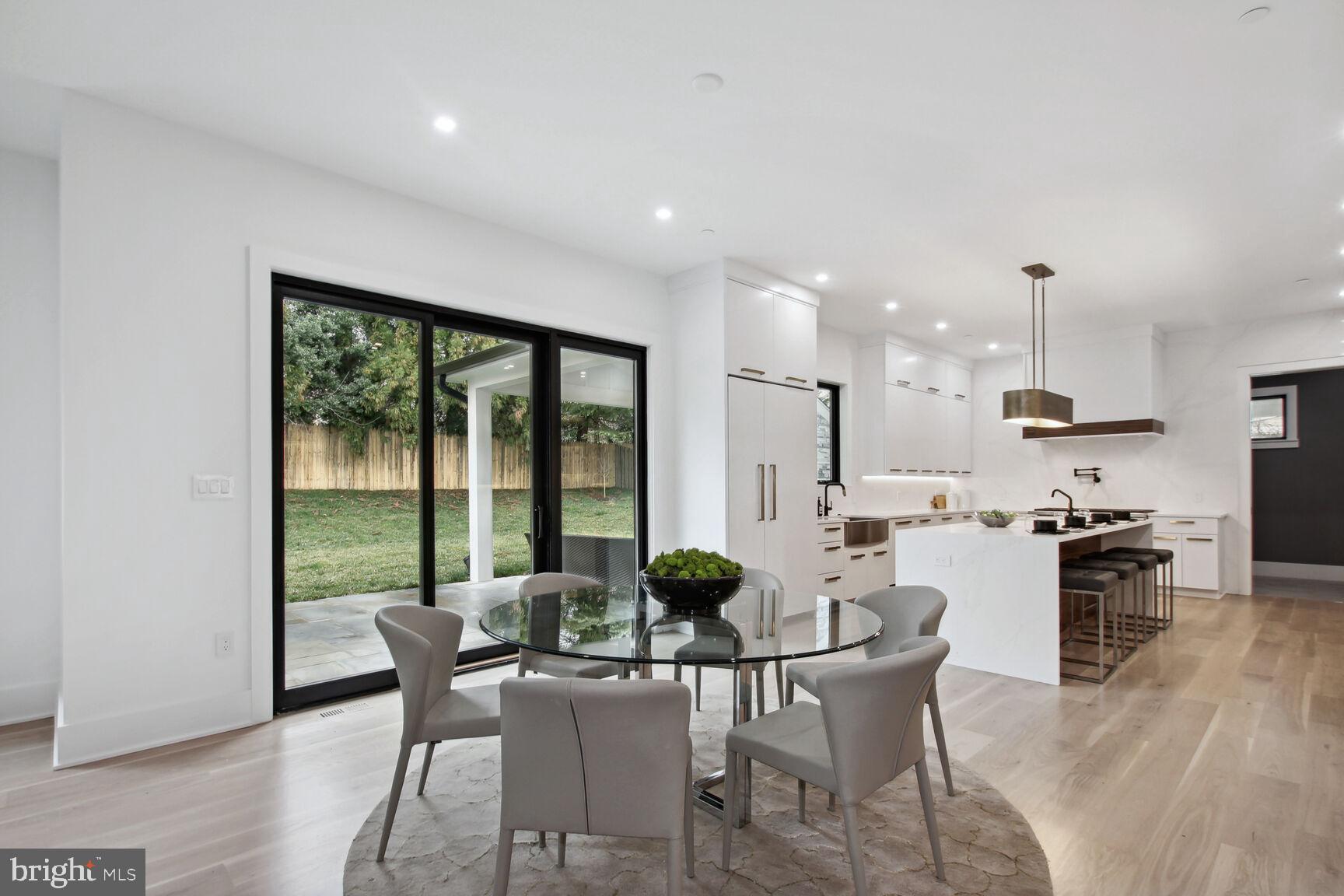 KENWOOD PARK - Residential