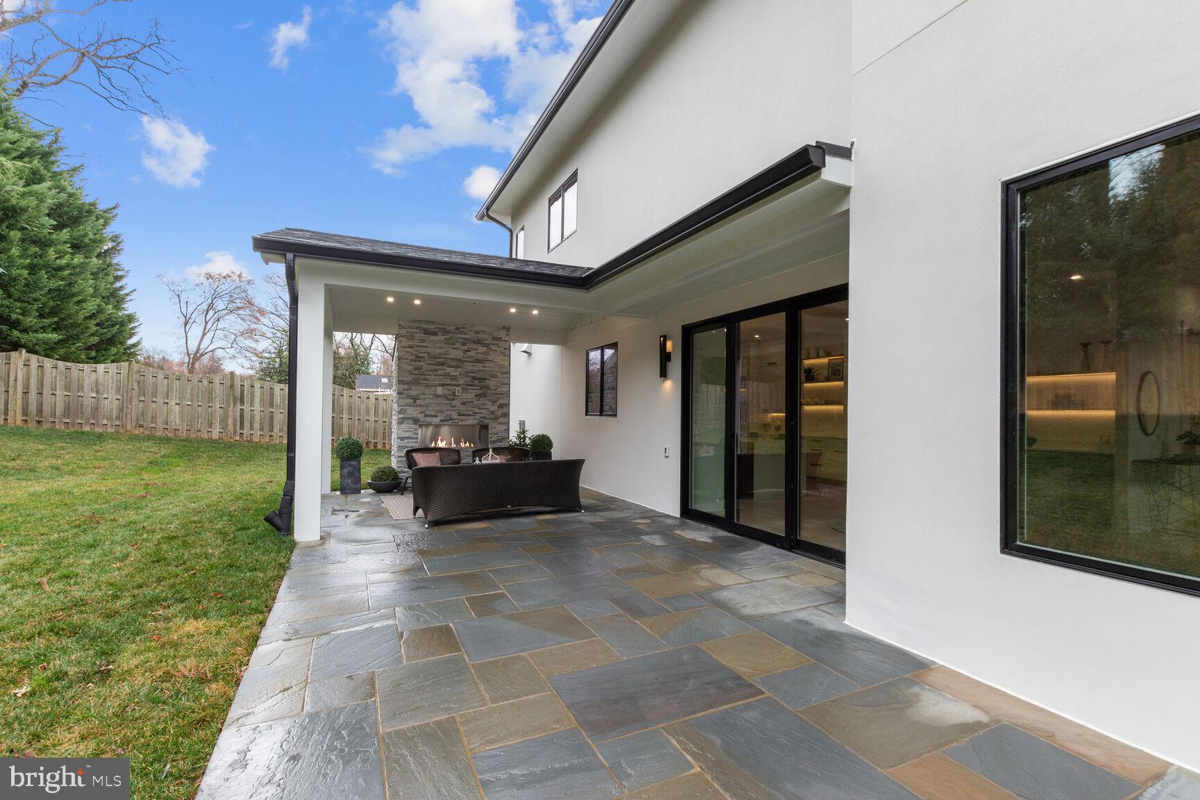 KENWOOD PARK - Residential