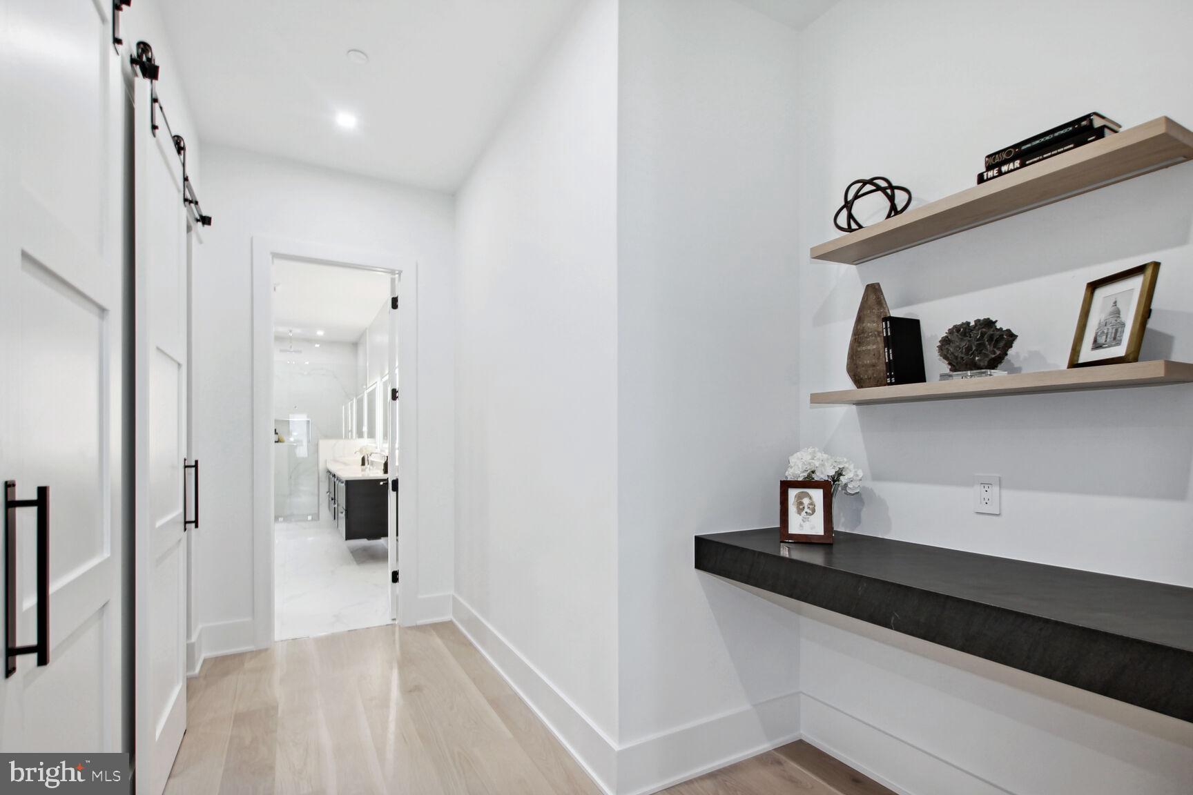 KENWOOD PARK - Residential