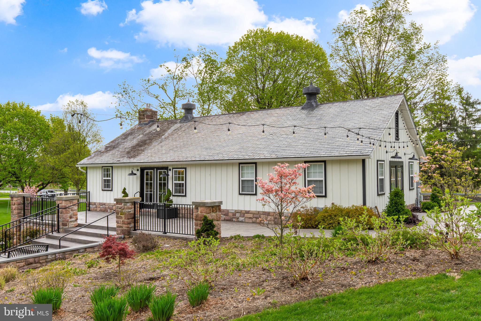 2395 QUENTIN ROAD