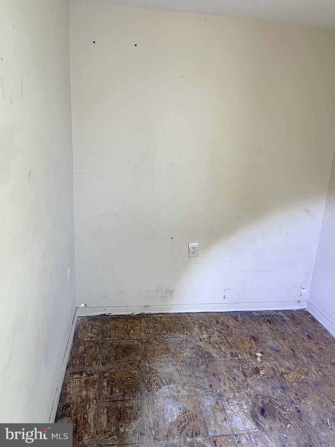 BALTIMORE HIGHLANDS - Residential