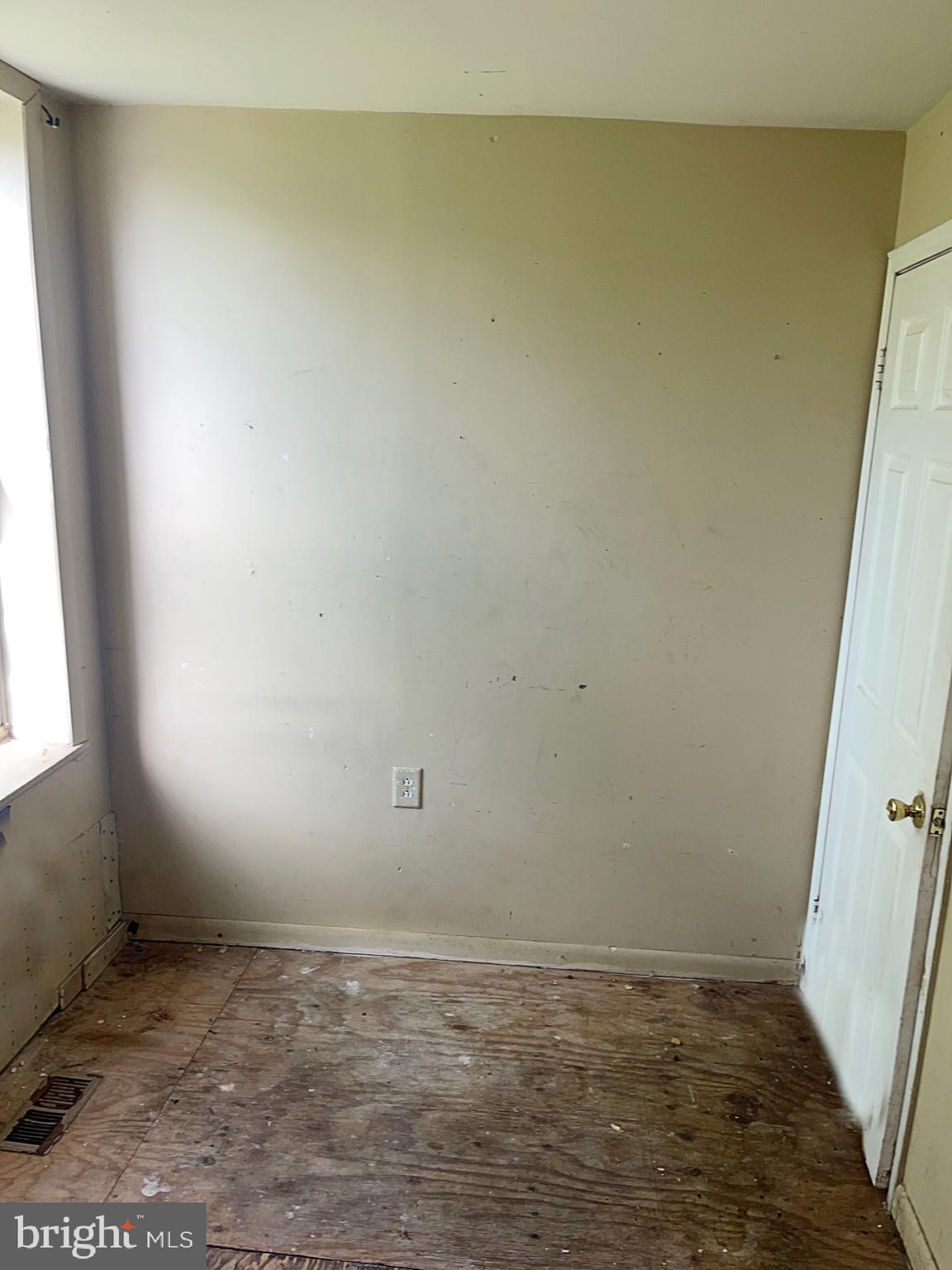 BALTIMORE HIGHLANDS - Residential