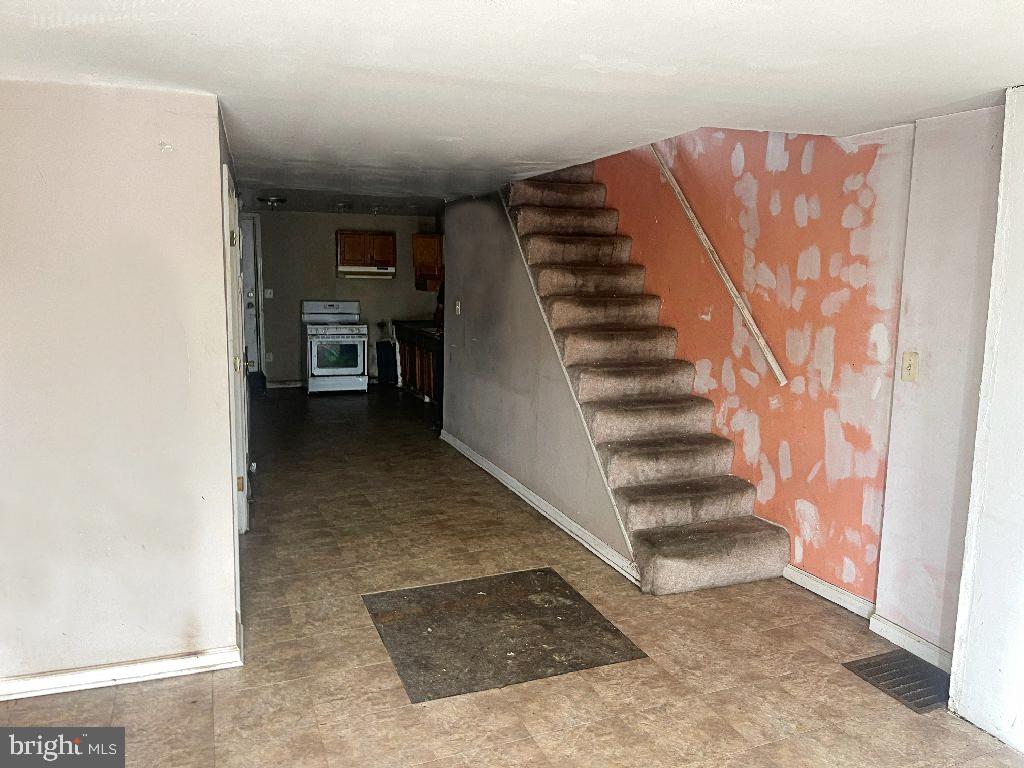 BALTIMORE HIGHLANDS - Residential