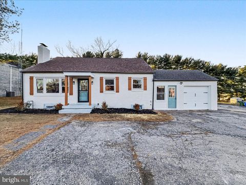 2196 S QUEEN STREET YORK PA 17402