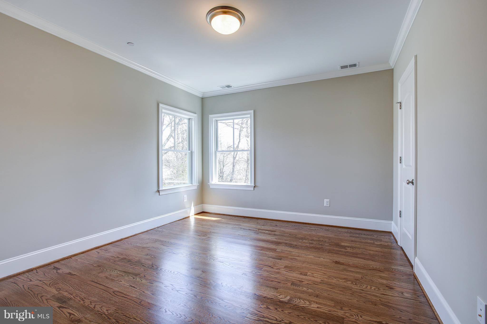 LANDON WOODS - Residential