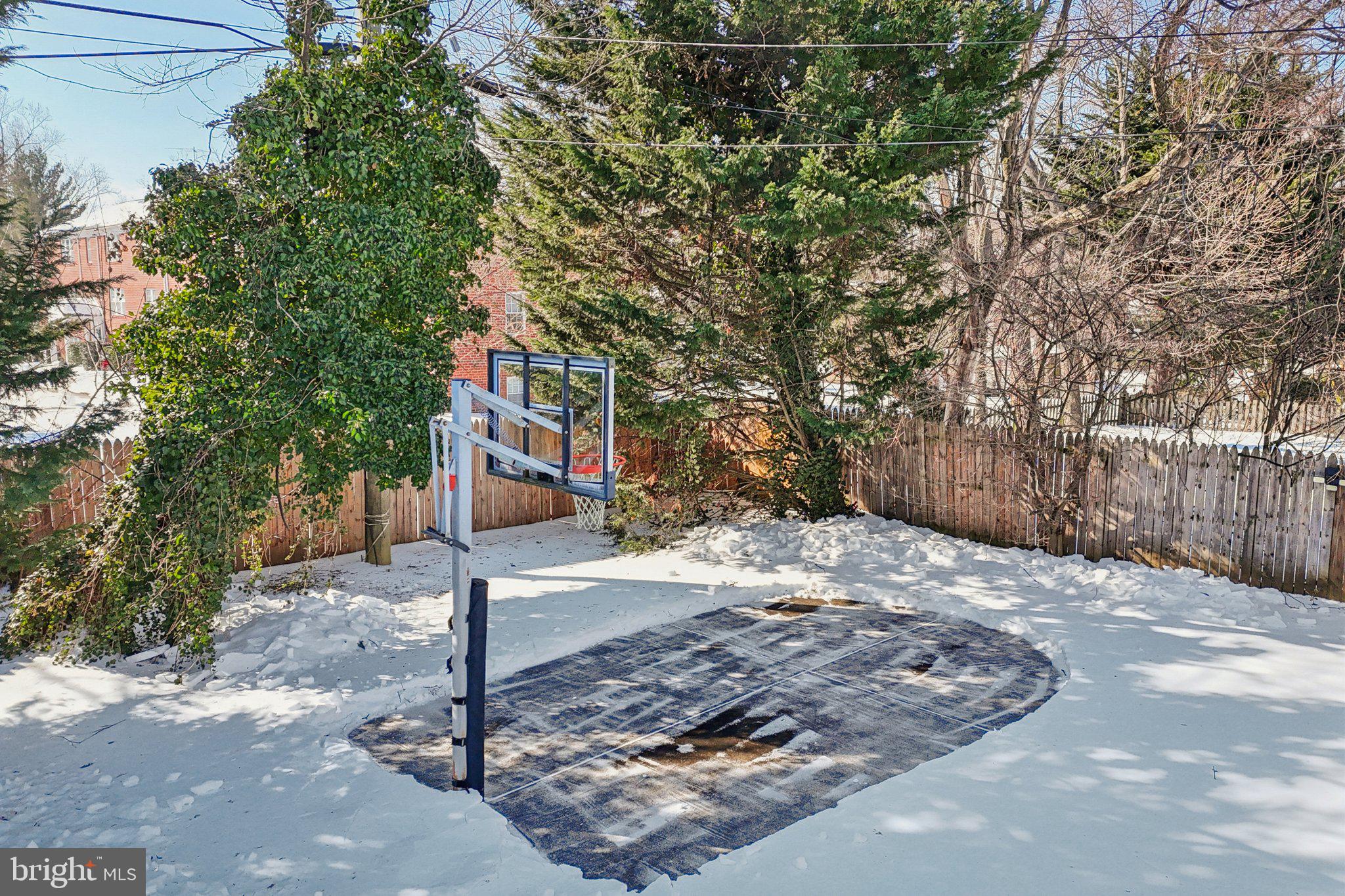 LAKE EVESHAM - Residential