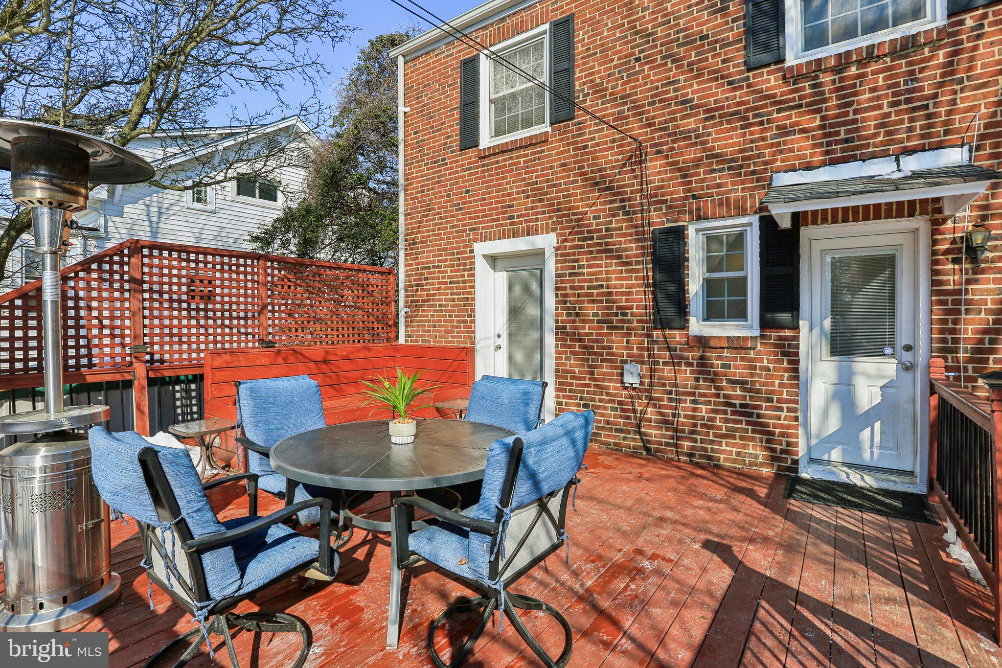 LAKE EVESHAM - Residential