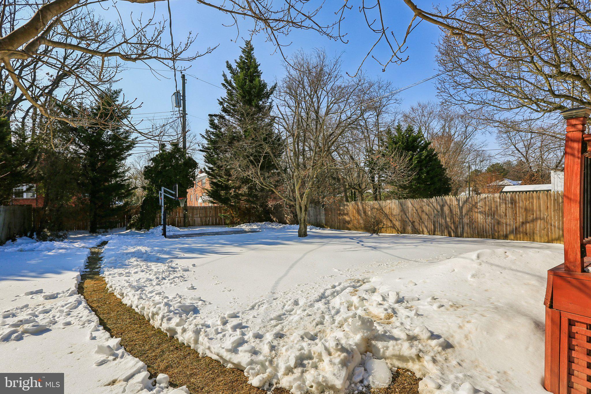 LAKE EVESHAM - Residential