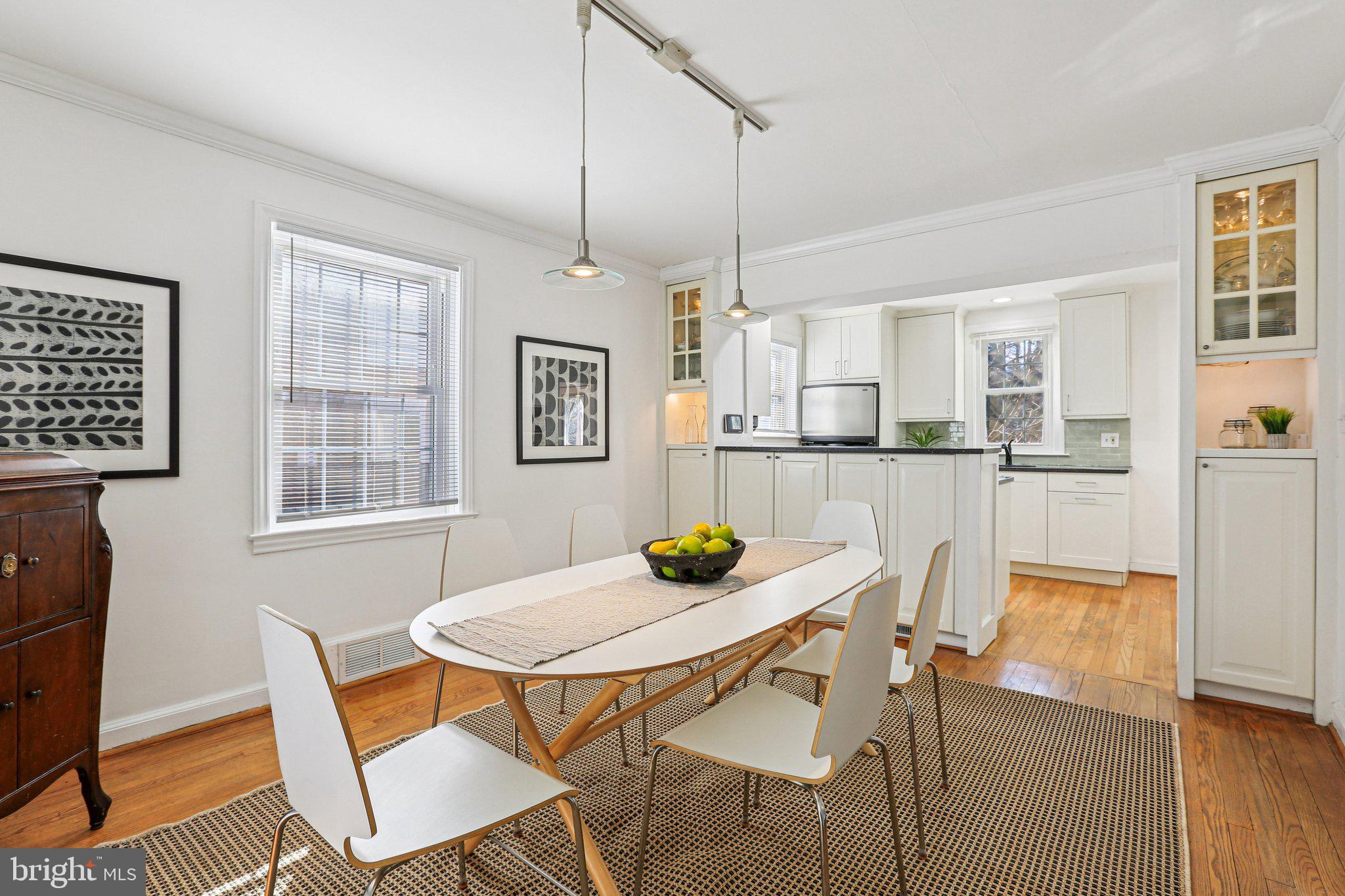 LAKE EVESHAM - Residential