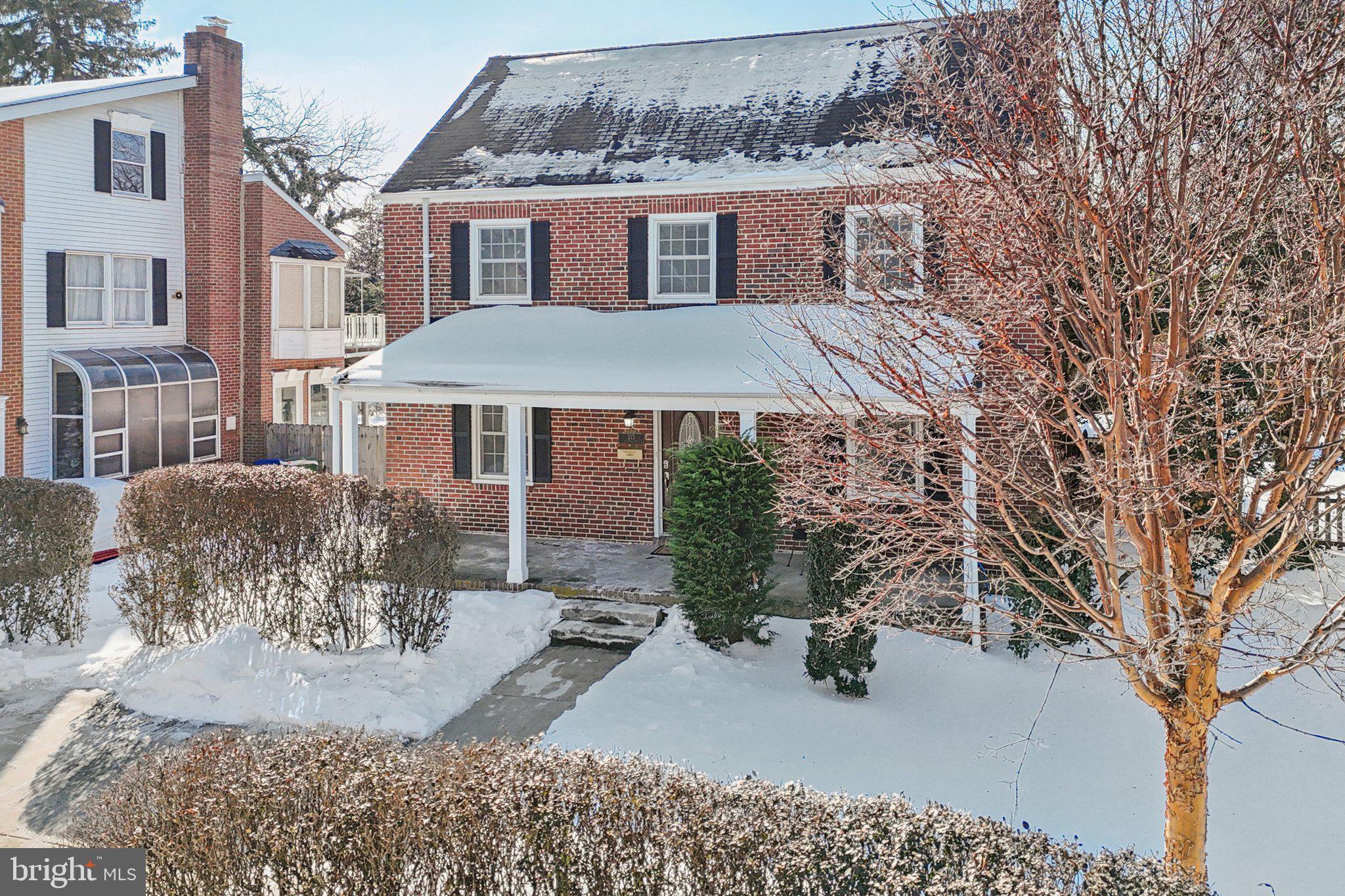 LAKE EVESHAM - Residential