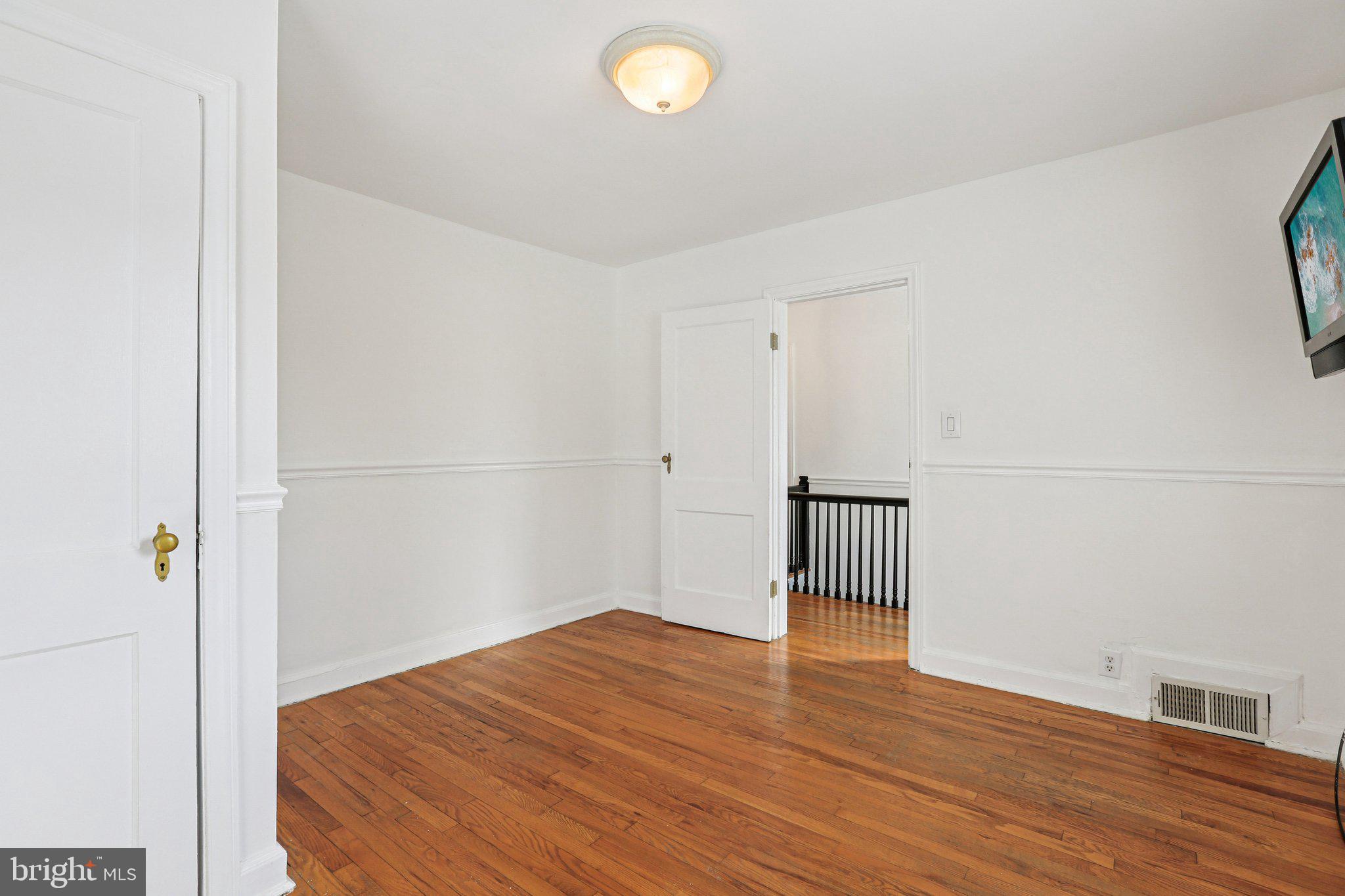 LAKE EVESHAM - Residential