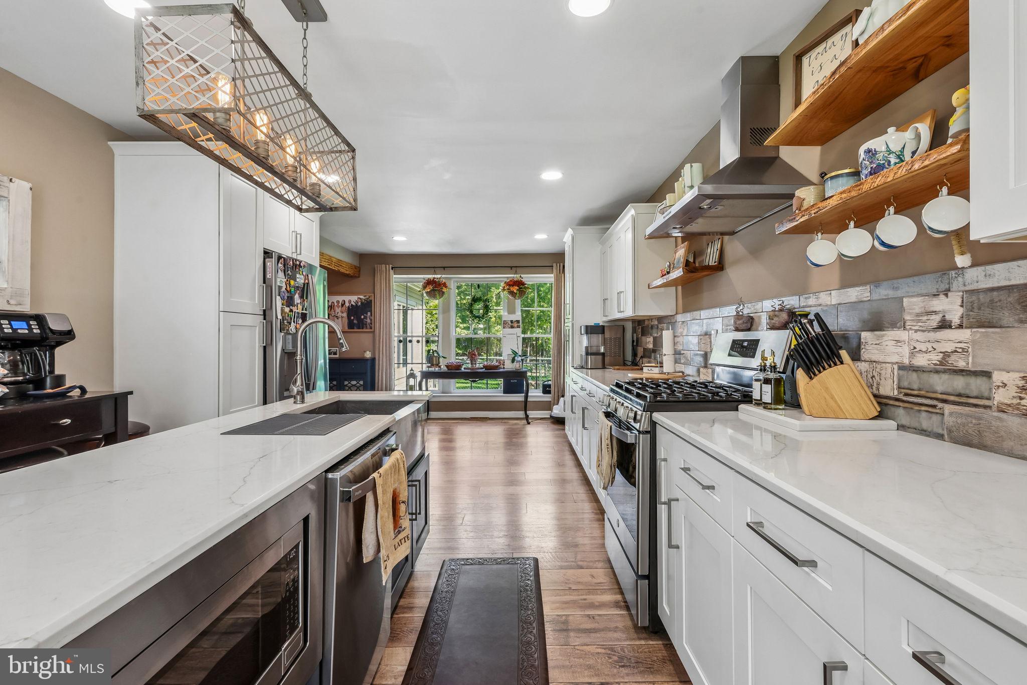 8 MINISINK TRAIL