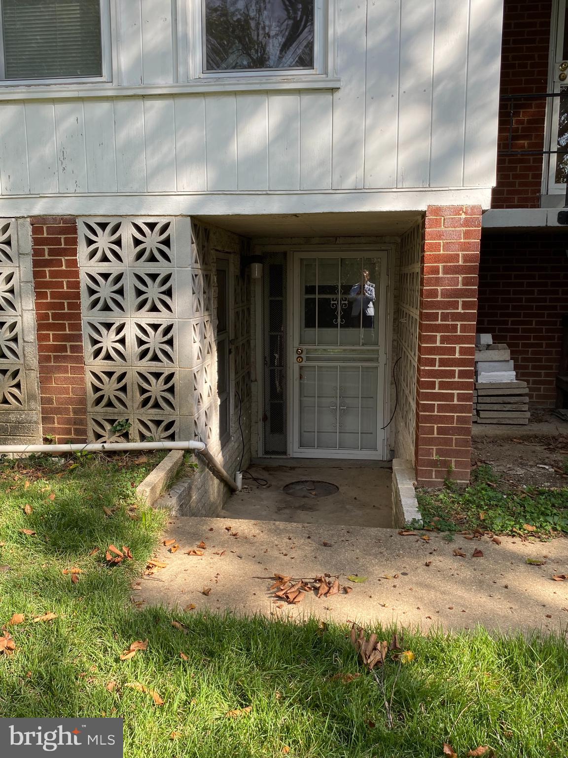 FOREST HEIGHTS - Residential Lease