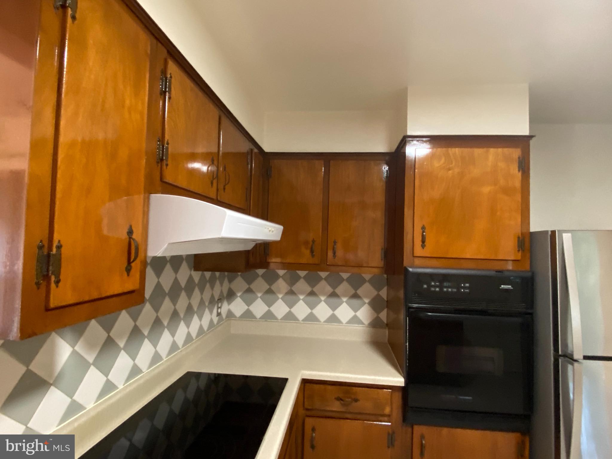 FOREST HEIGHTS - Residential Lease