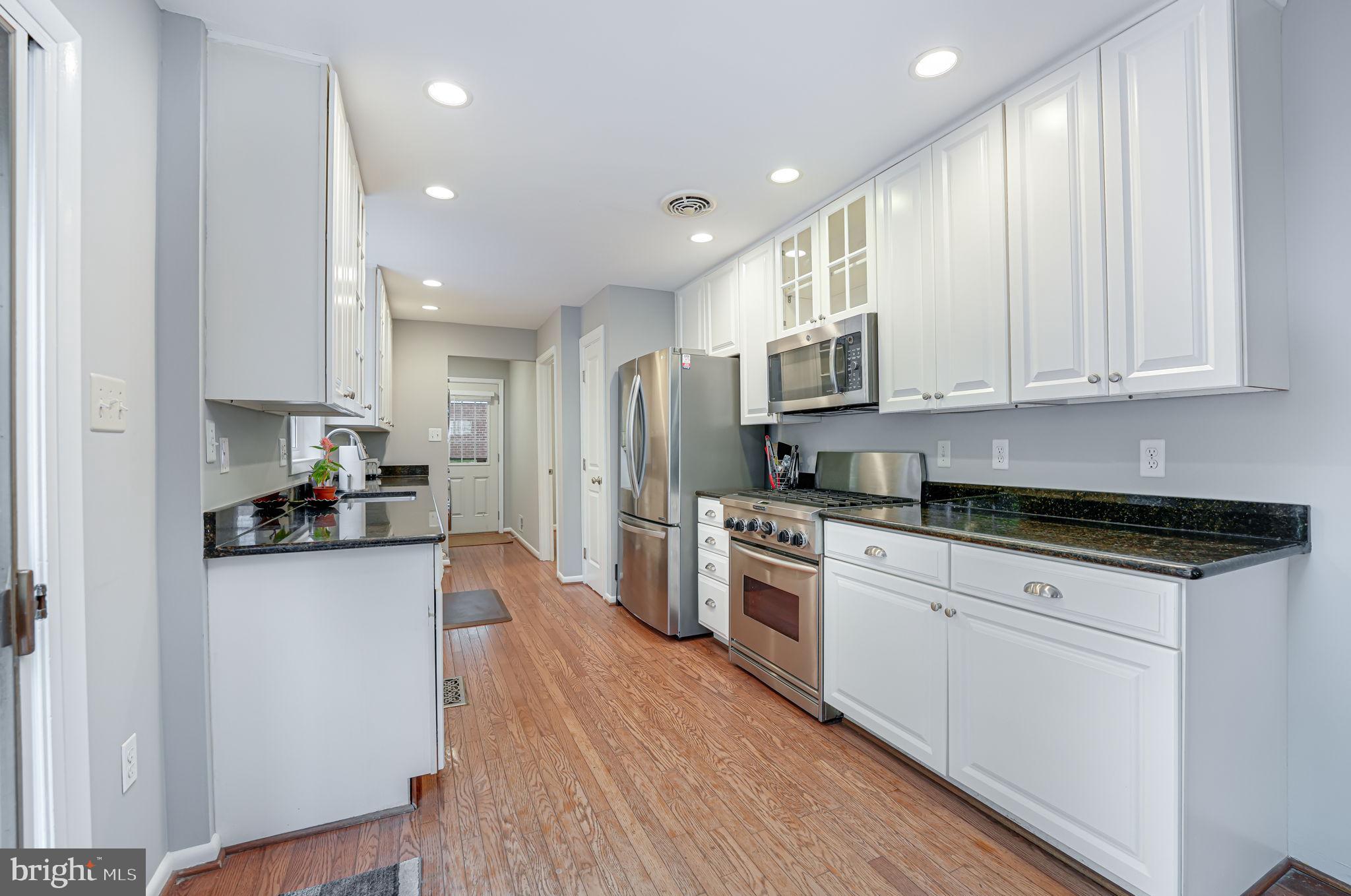 PROVIDENCE WOODS - Residential