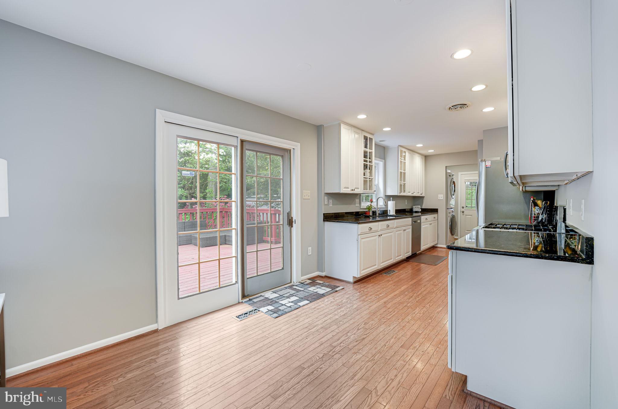 PROVIDENCE WOODS - Residential