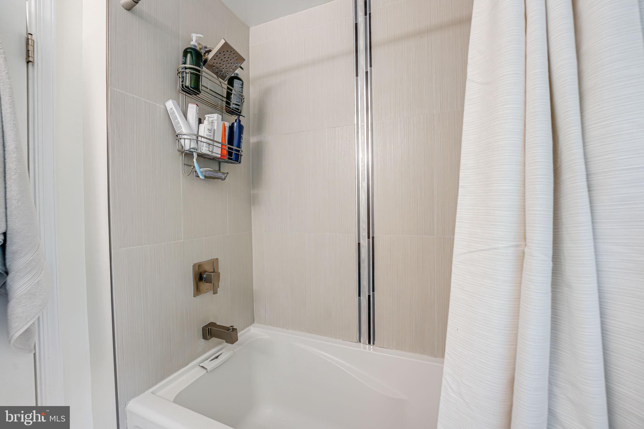 PROVIDENCE WOODS - Residential